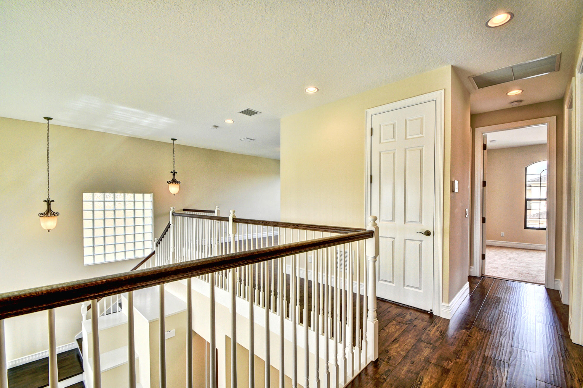 Seven Bridges - Residential