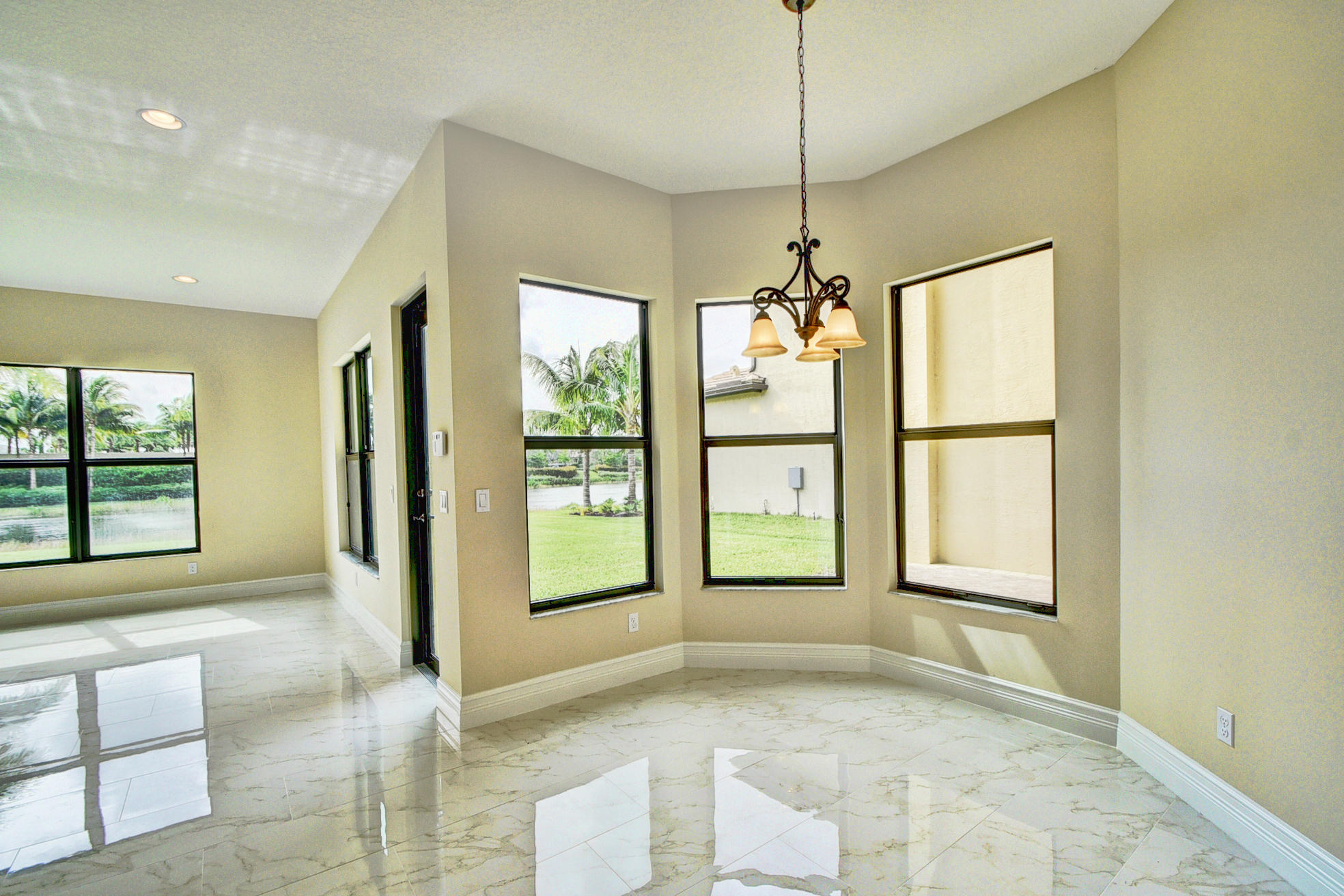 Seven Bridges - Residential