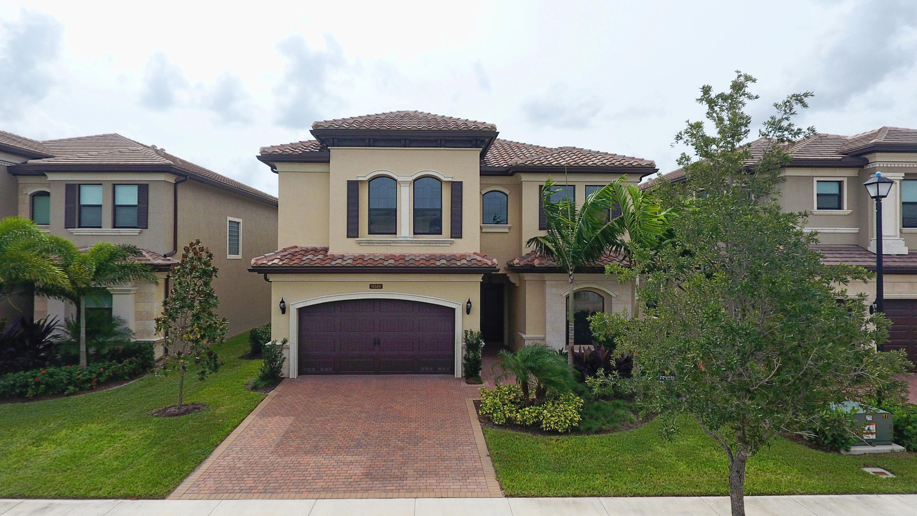 Seven Bridges - Residential