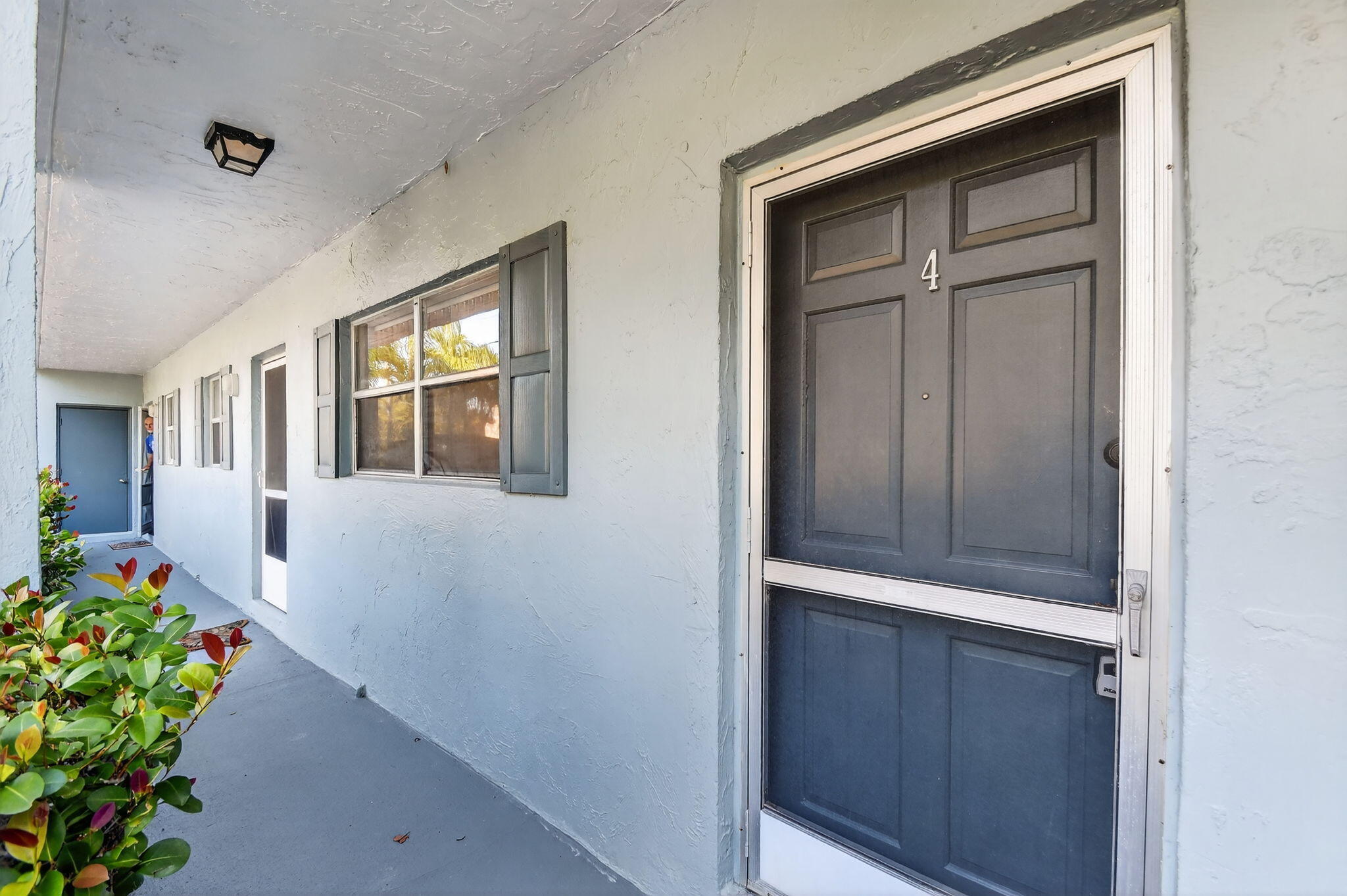 KEN-LEE GARDENS CONDO - Residential