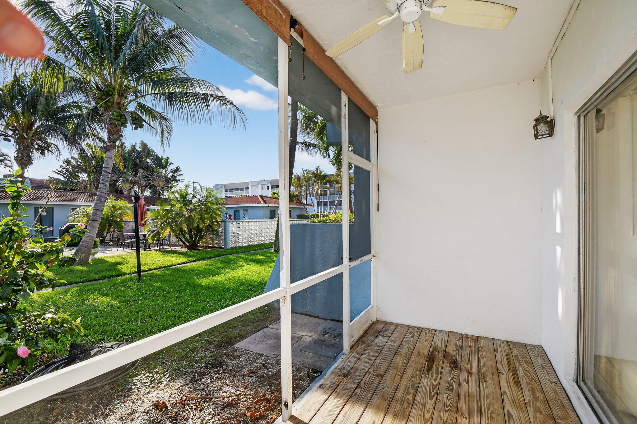 KEN-LEE GARDENS CONDO - Residential