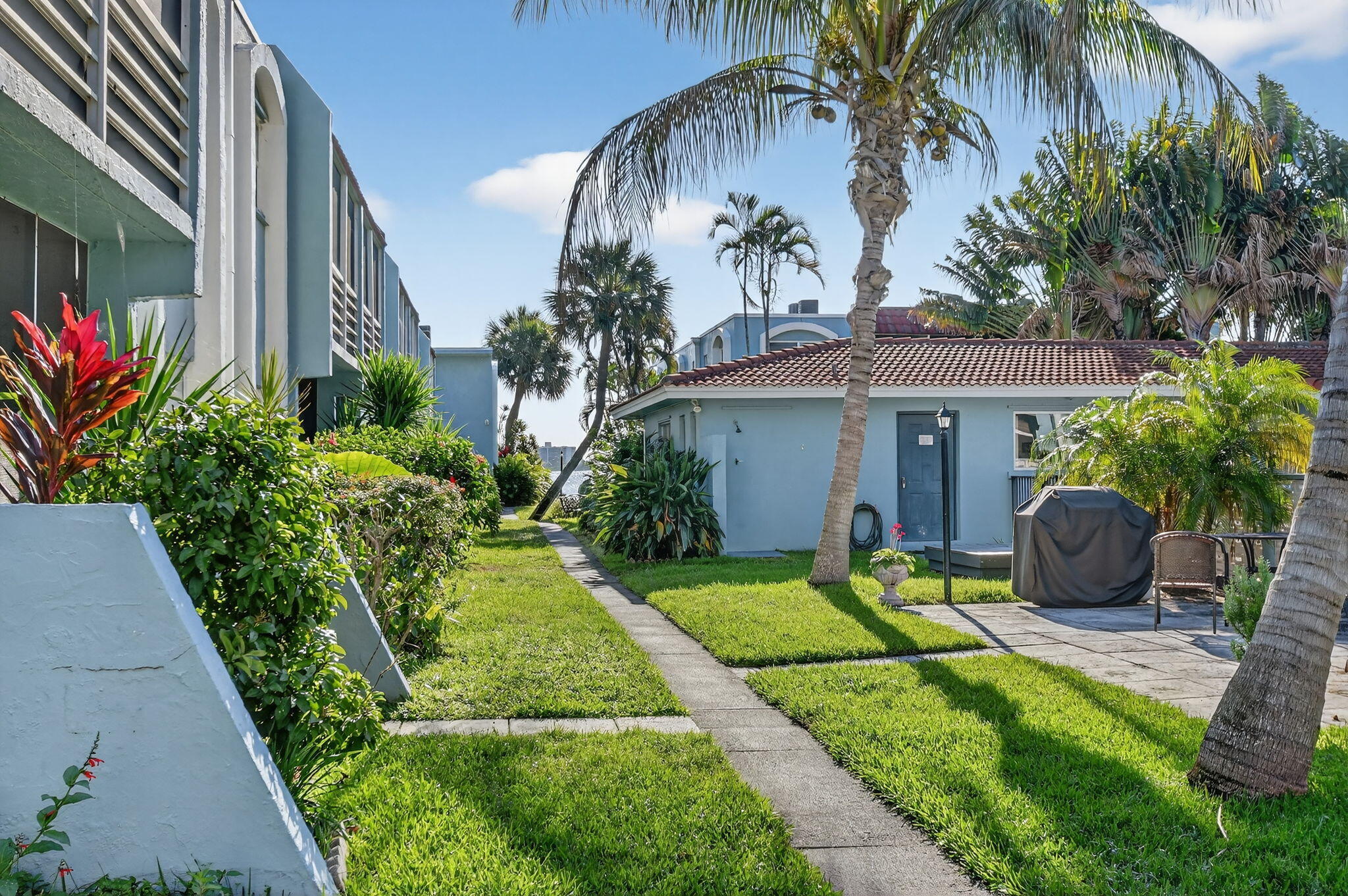 KEN-LEE GARDENS CONDO - Residential