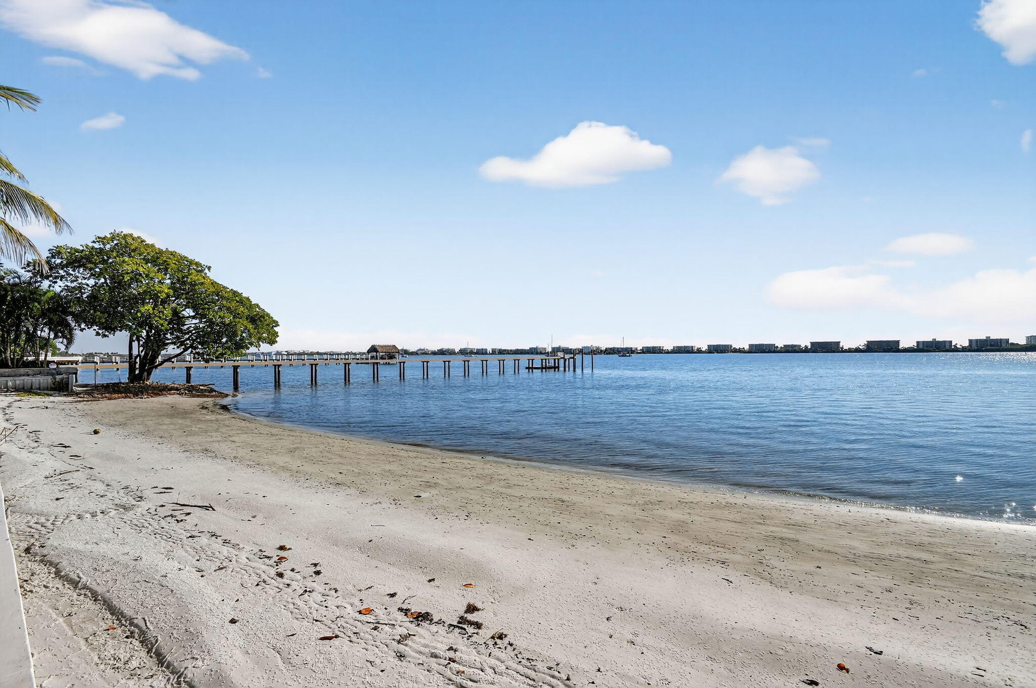 KEN-LEE GARDENS CONDO - Residential