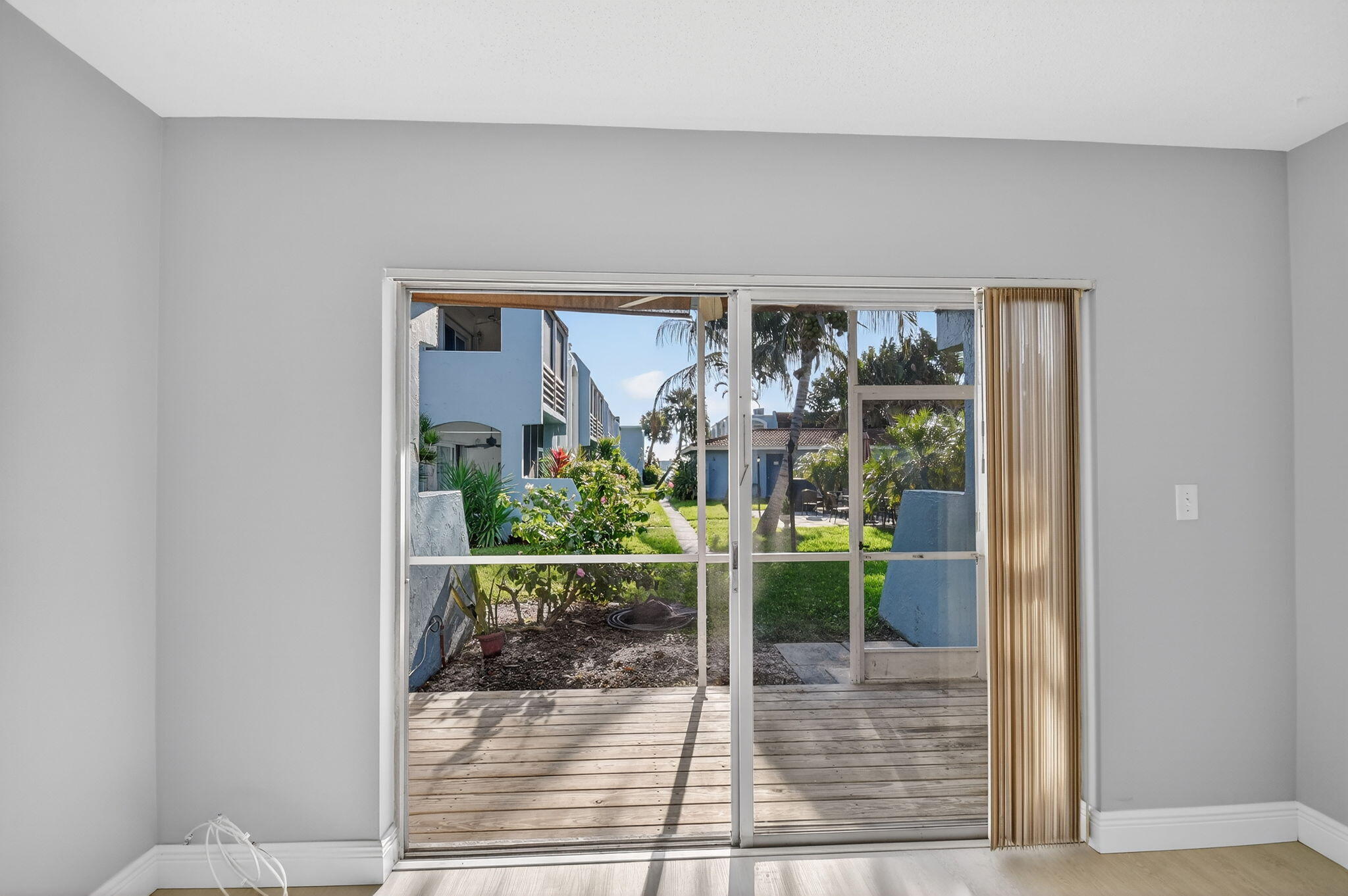 KEN-LEE GARDENS CONDO - Residential