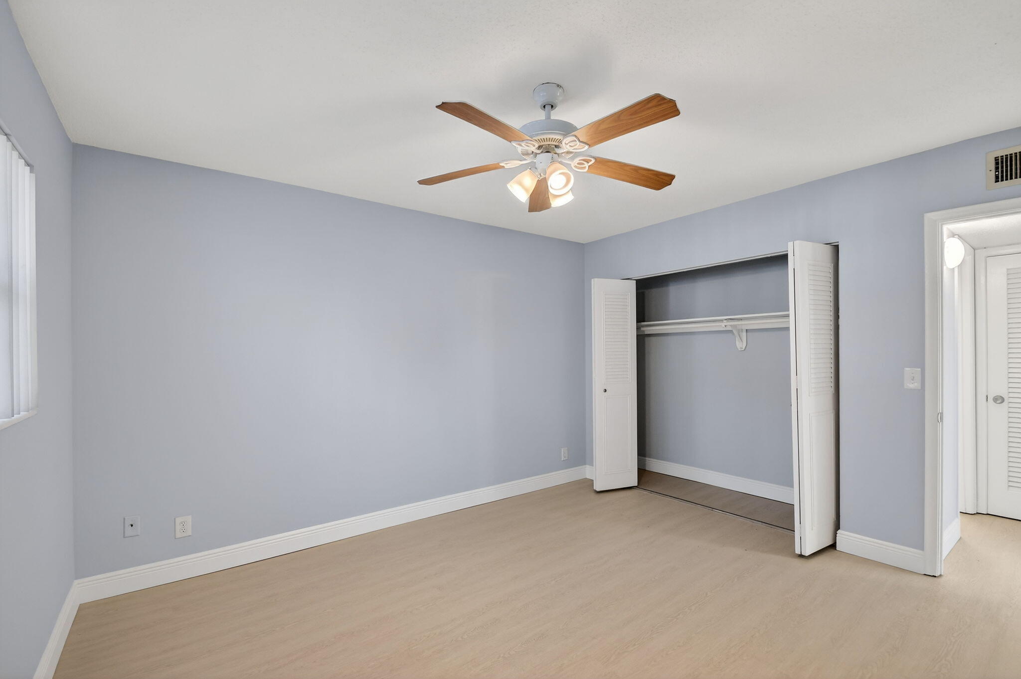 KEN-LEE GARDENS CONDO - Residential