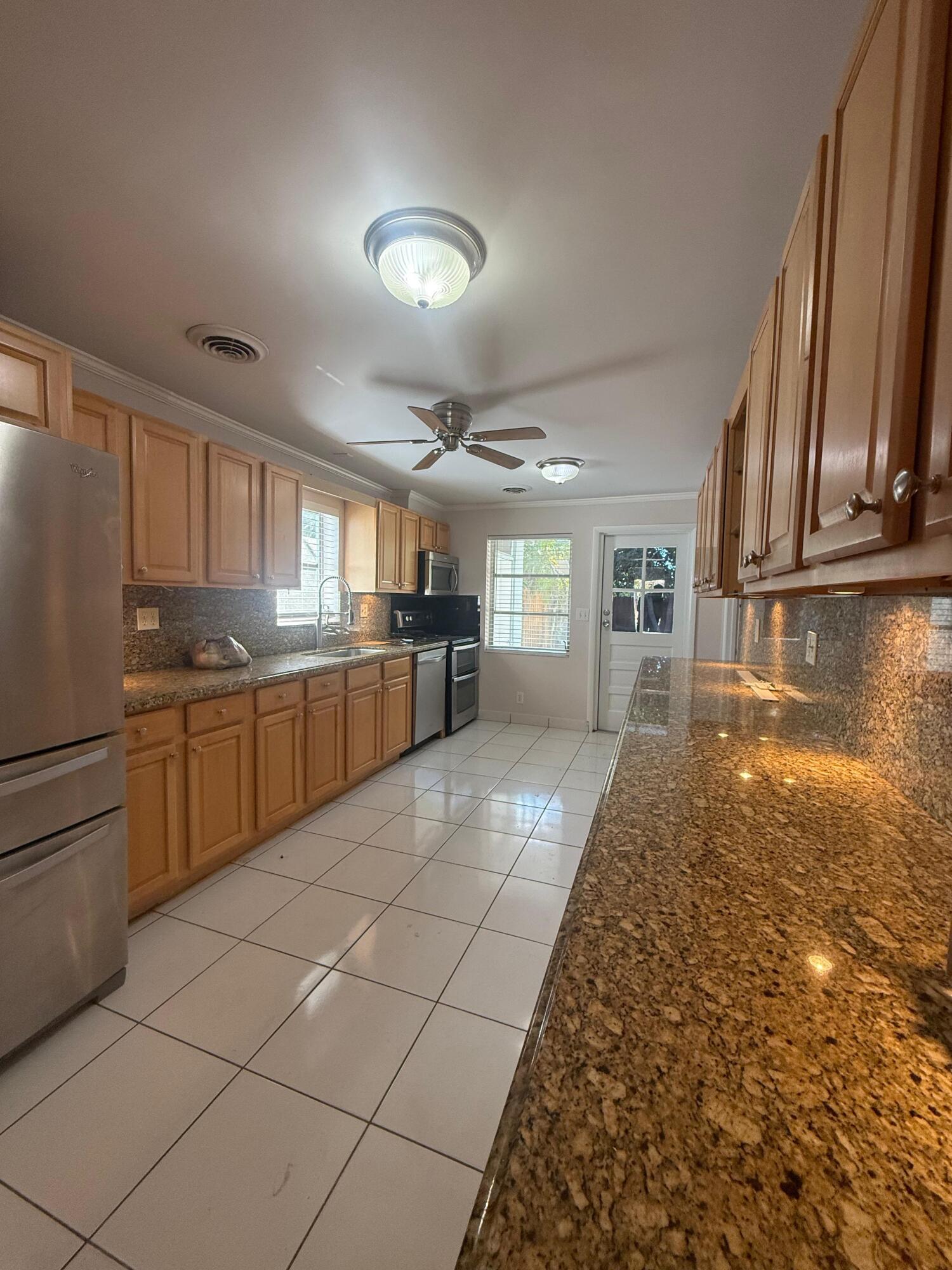 PROGRESSO - Residential Lease