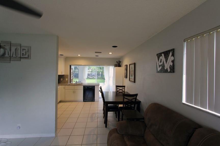 Tamarac Lakes Second Sec - Residential