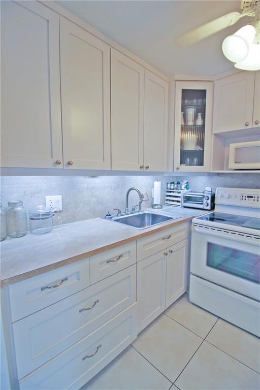 Century Village East - Residential