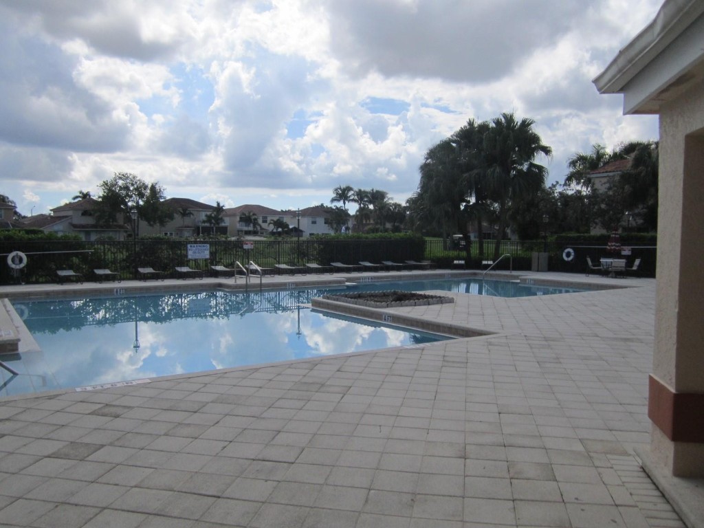 Coral Key - Residential