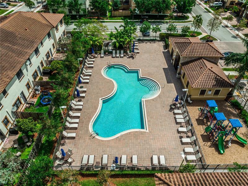 TOWN PARC AT MIRA LAGO - Residential Lease