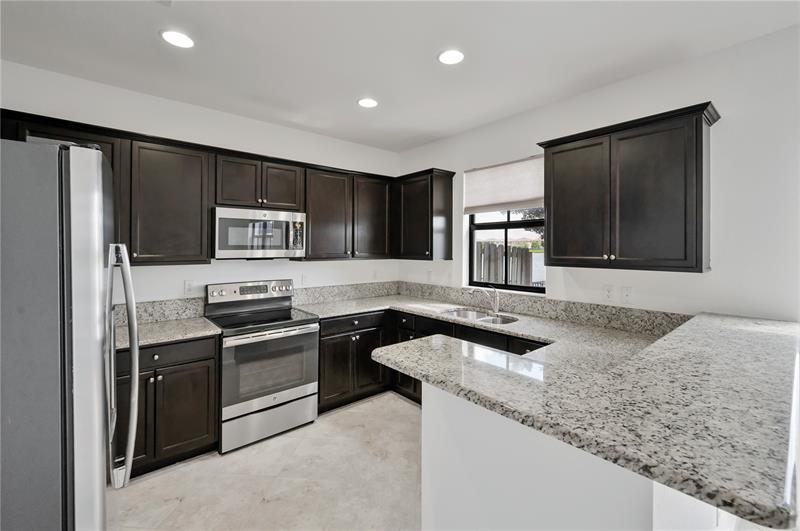 TOWN PARC AT MIRA LAGO - Residential Lease