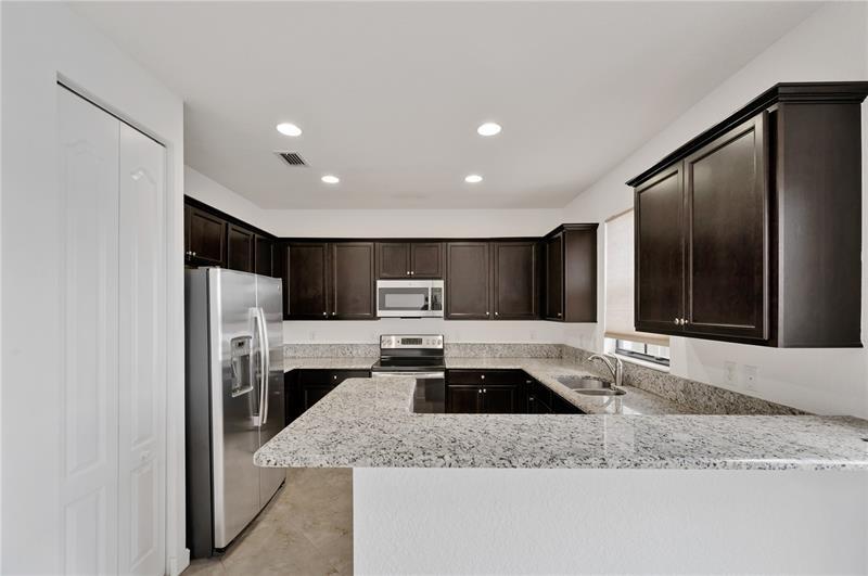 TOWN PARC AT MIRA LAGO - Residential Lease