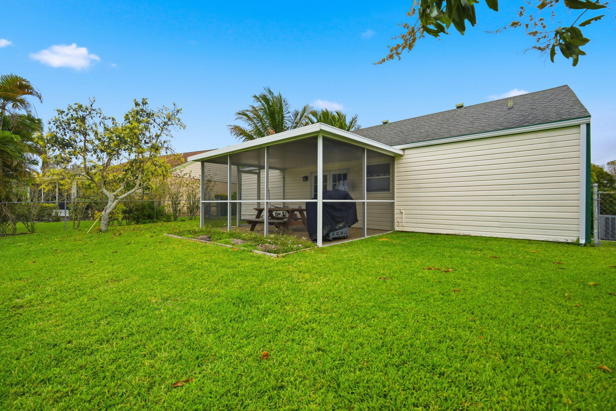 WATERCHASE WEST 1 - Residential