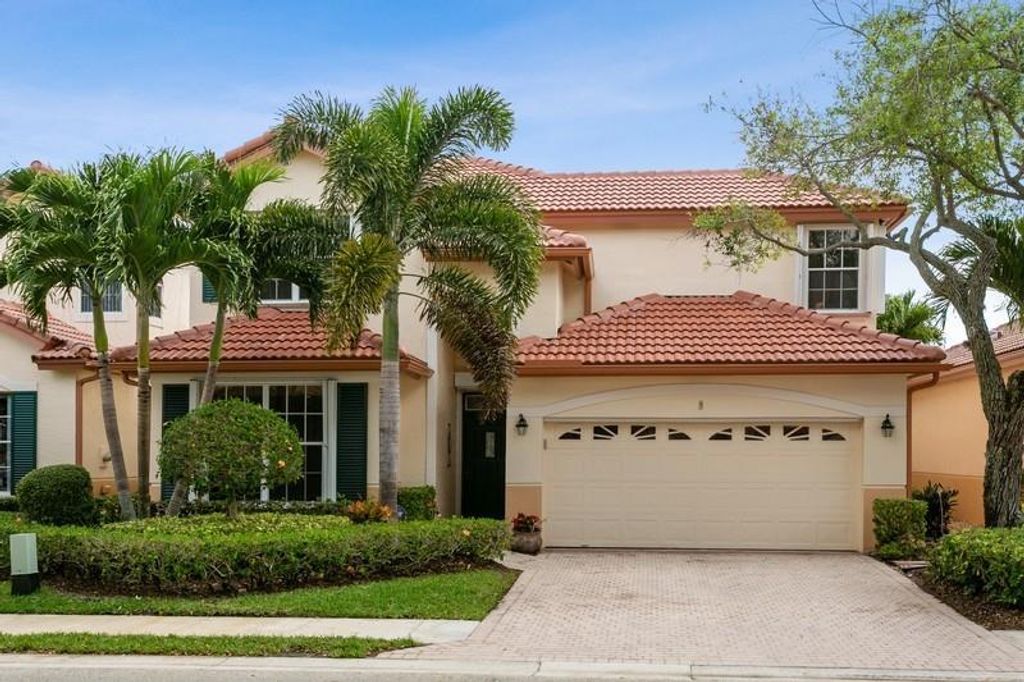 Photo of 9 Porta Vista Circle, Palm Beach Gardens, FL 33418 (MLS # R10702824)