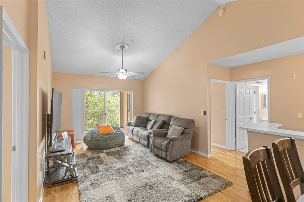 RIVIERA PALMS CONDO - Residential