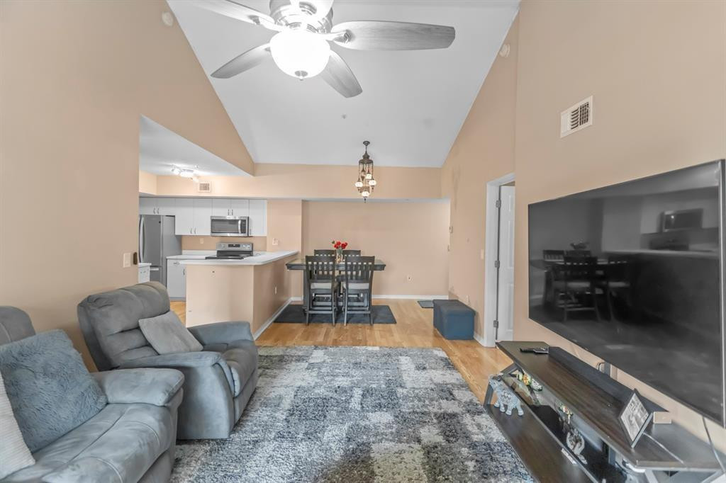RIVIERA PALMS CONDO - Residential