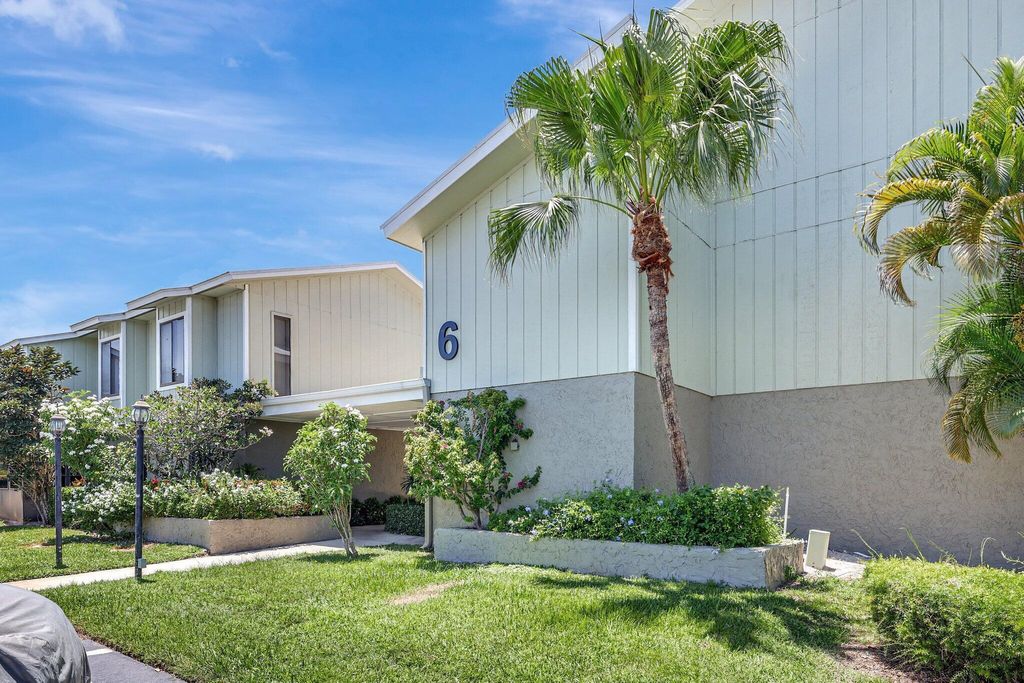 Photo of 800 NW Fork Road #6-8, Stuart, FL 34994 (MLS # R11009470)