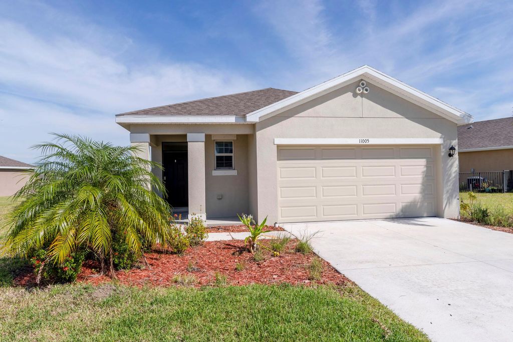 Photo of 11005 SW Pacini Way, Port St Lucie, FL 34987 (MLS # R10929571)