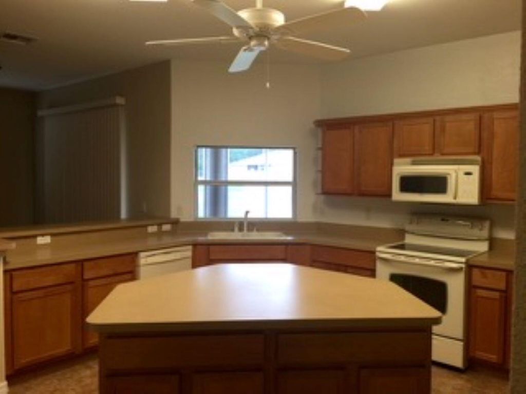 Photo of 925 SW Worcester Lane, Port Saint Lucie, FL 34953 (MLS # B26015451)