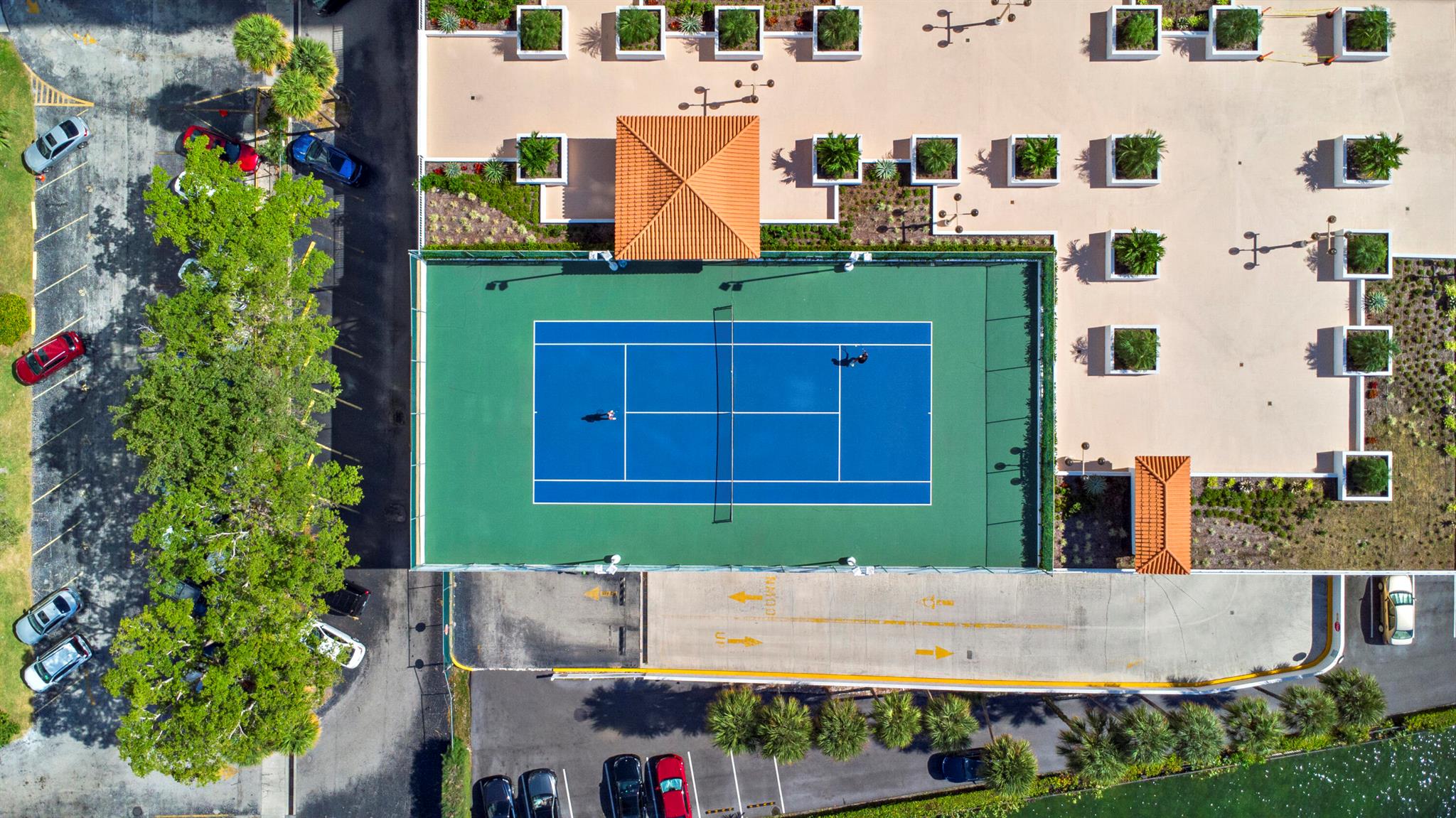 WINSTON TOWERS 700 CONDO - Residential Lease