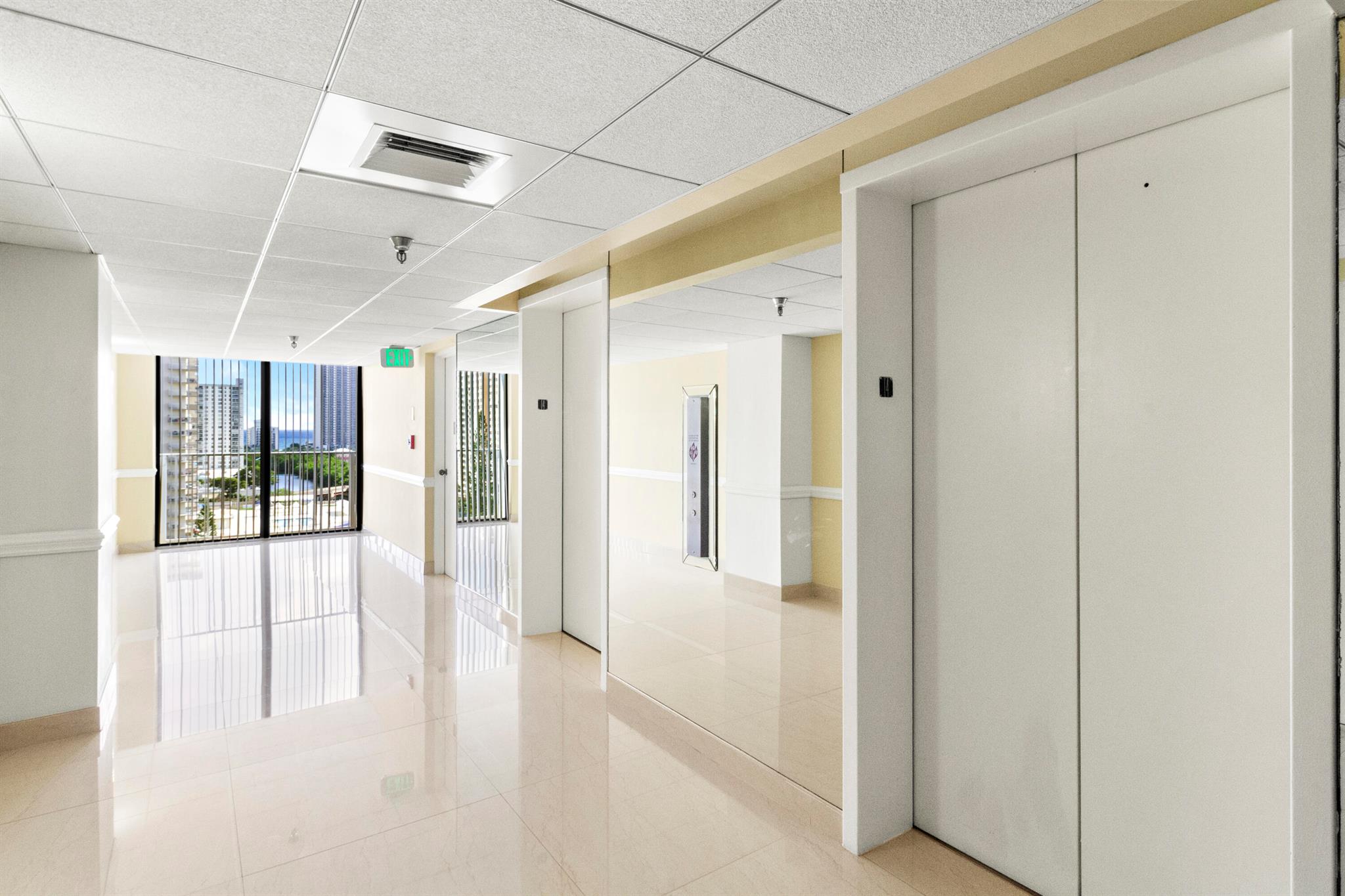 WINSTON TOWERS 700 CONDO - Residential Lease