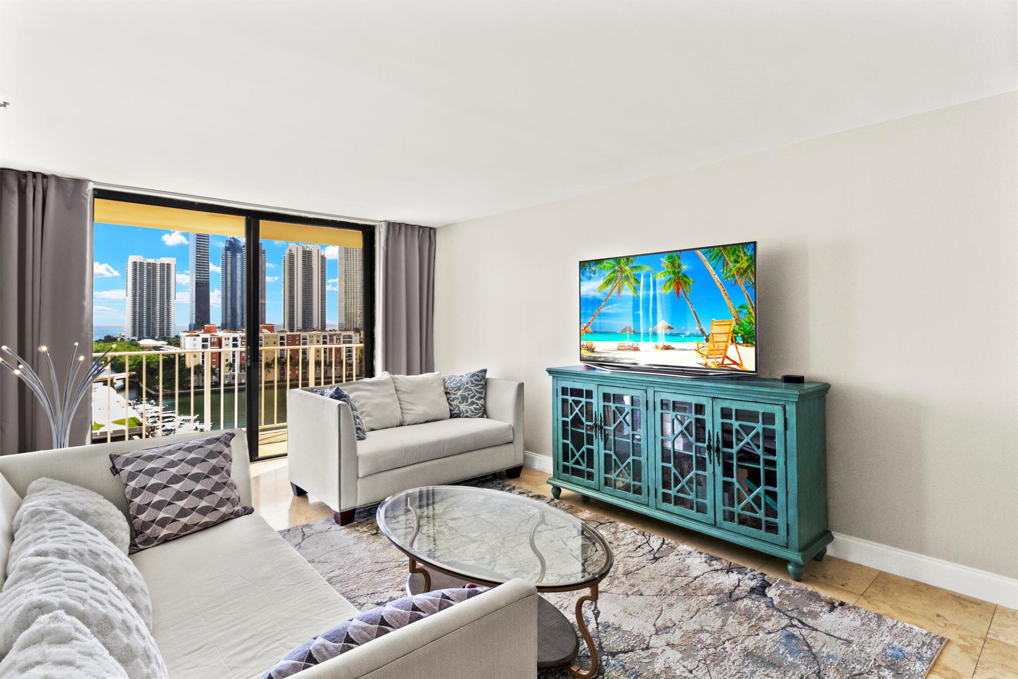 WINSTON TOWERS 700 CONDO - Residential Lease