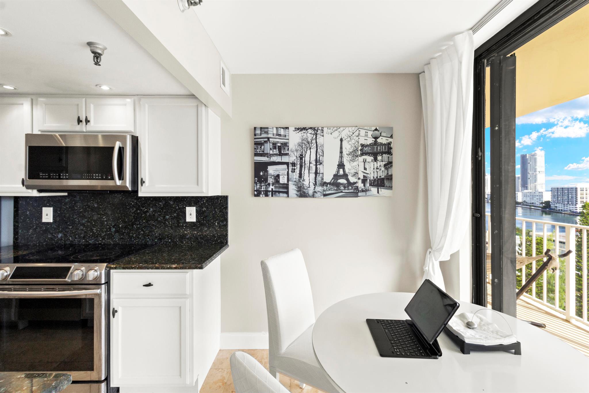 WINSTON TOWERS 700 CONDO - Residential Lease