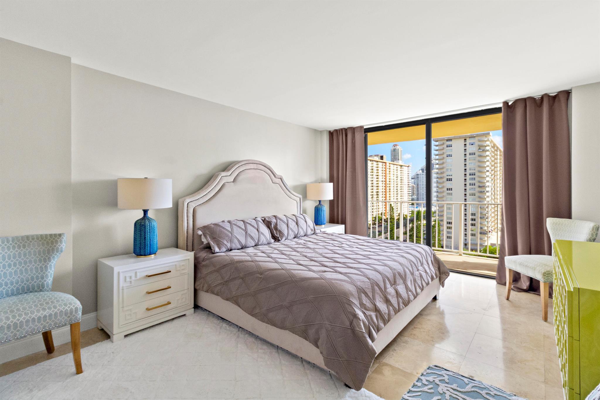 WINSTON TOWERS 700 CONDO - Residential Lease