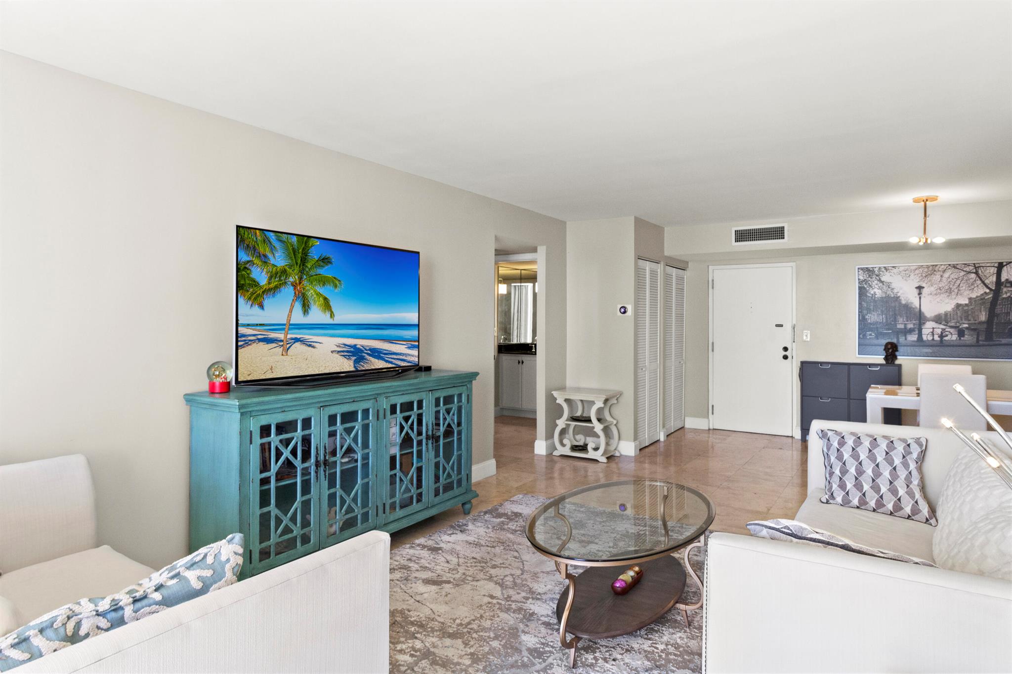 WINSTON TOWERS 700 CONDO - Residential Lease