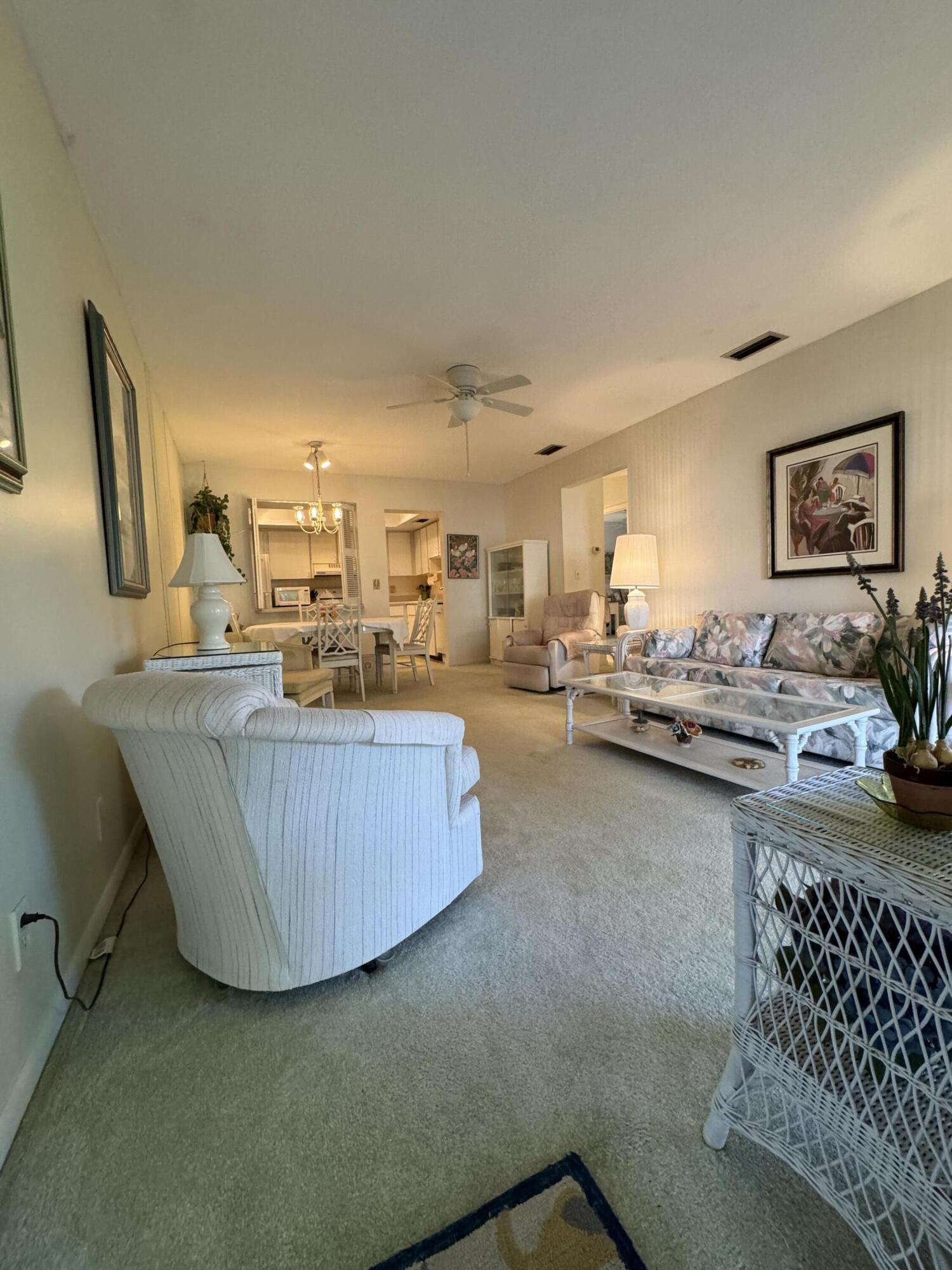 FOUR SEA SUNS CONDOMINIUM - Residential