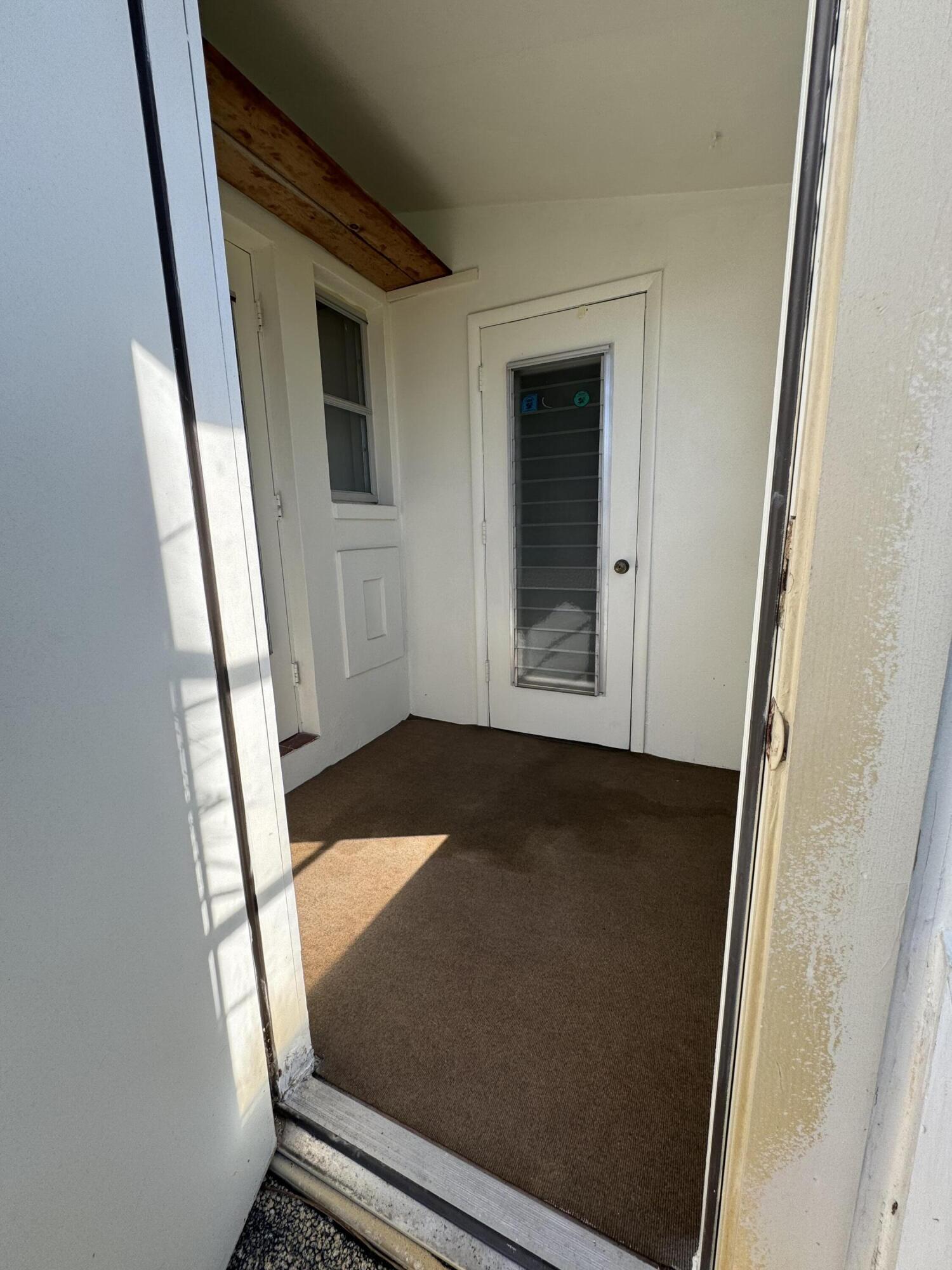 FOUR SEA SUNS CONDOMINIUM - Residential