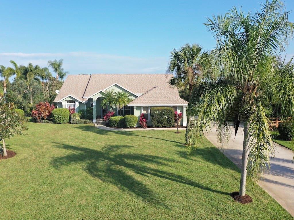 1517 Eagles Circle