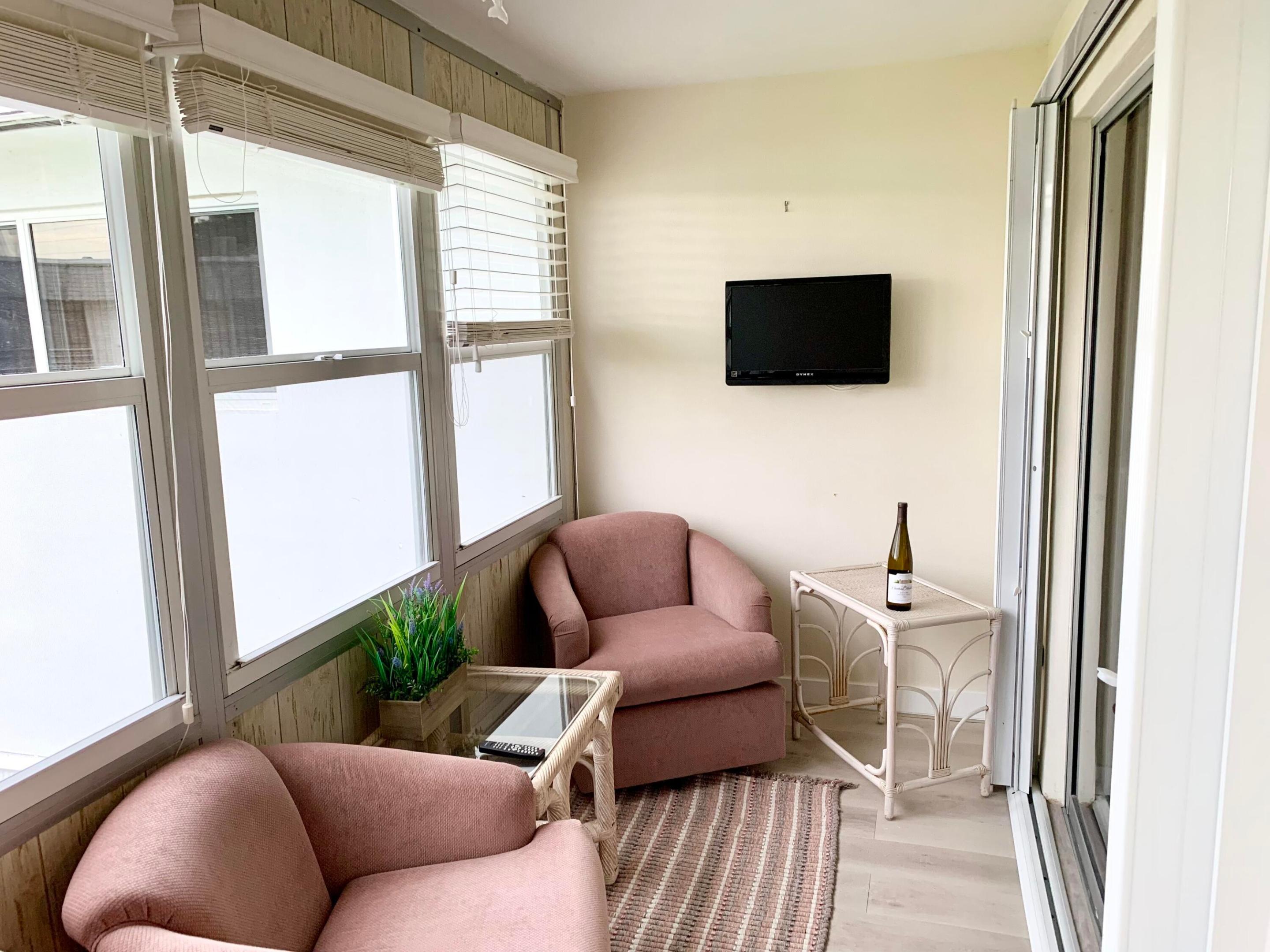 MURRY HILLS APT BLDG CONDO - Residential