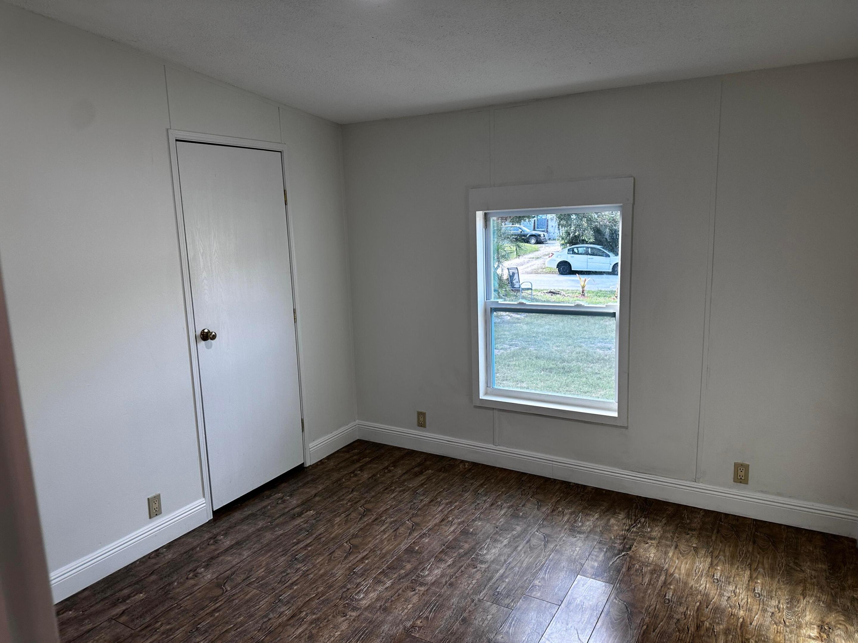 SUNSHINE PARKWAY MANOR UNRECORDED - Residential