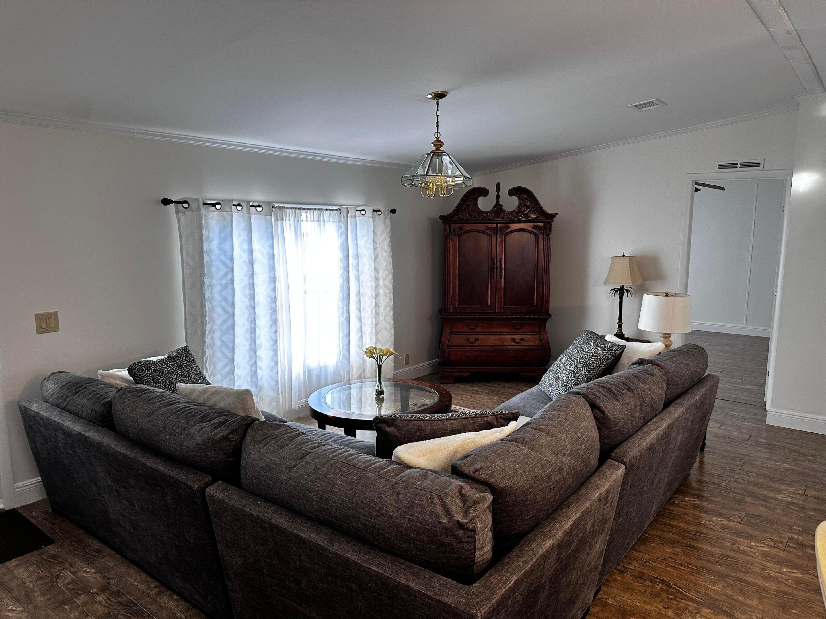SUNSHINE PARKWAY MANOR UNRECORDED - Residential