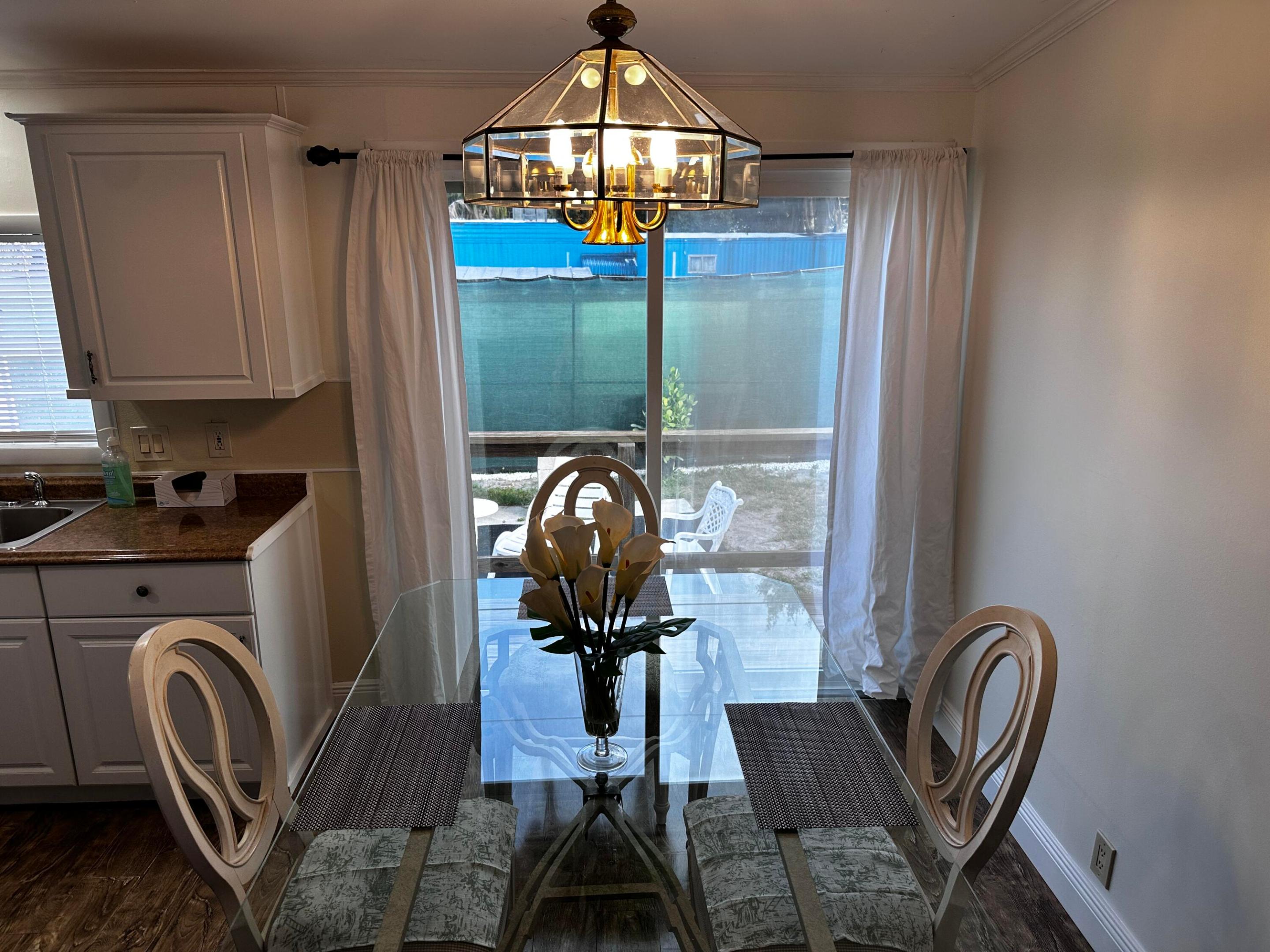 SUNSHINE PARKWAY MANOR UNRECORDED - Residential