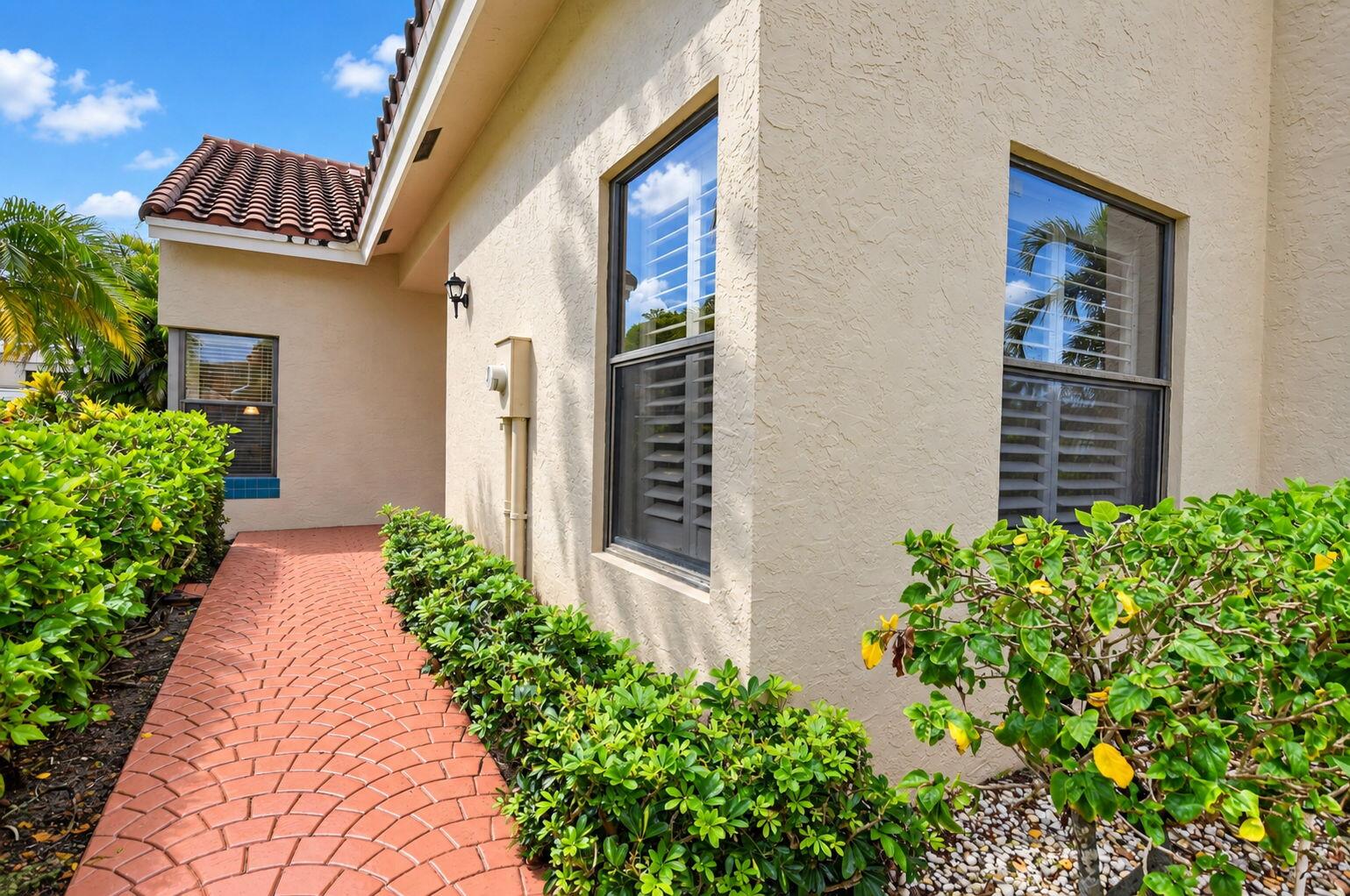 22650 MERIDIANA Drive