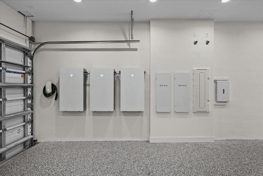 Photo of 1005 Faulkner Terrace, Palm Beach Gardens, FL 33418 (MLS # R11161159)