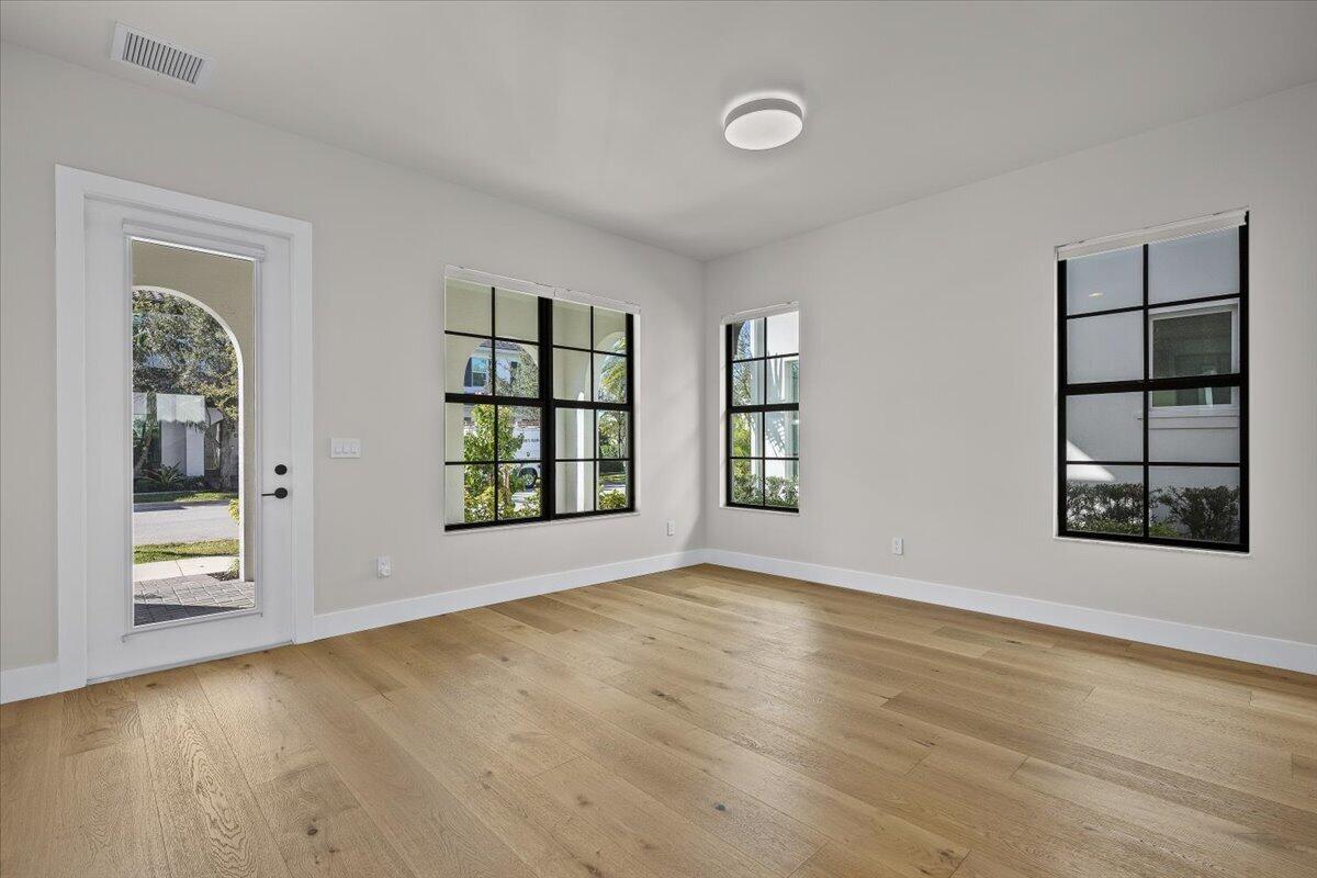 1005 Faulkner Terrace