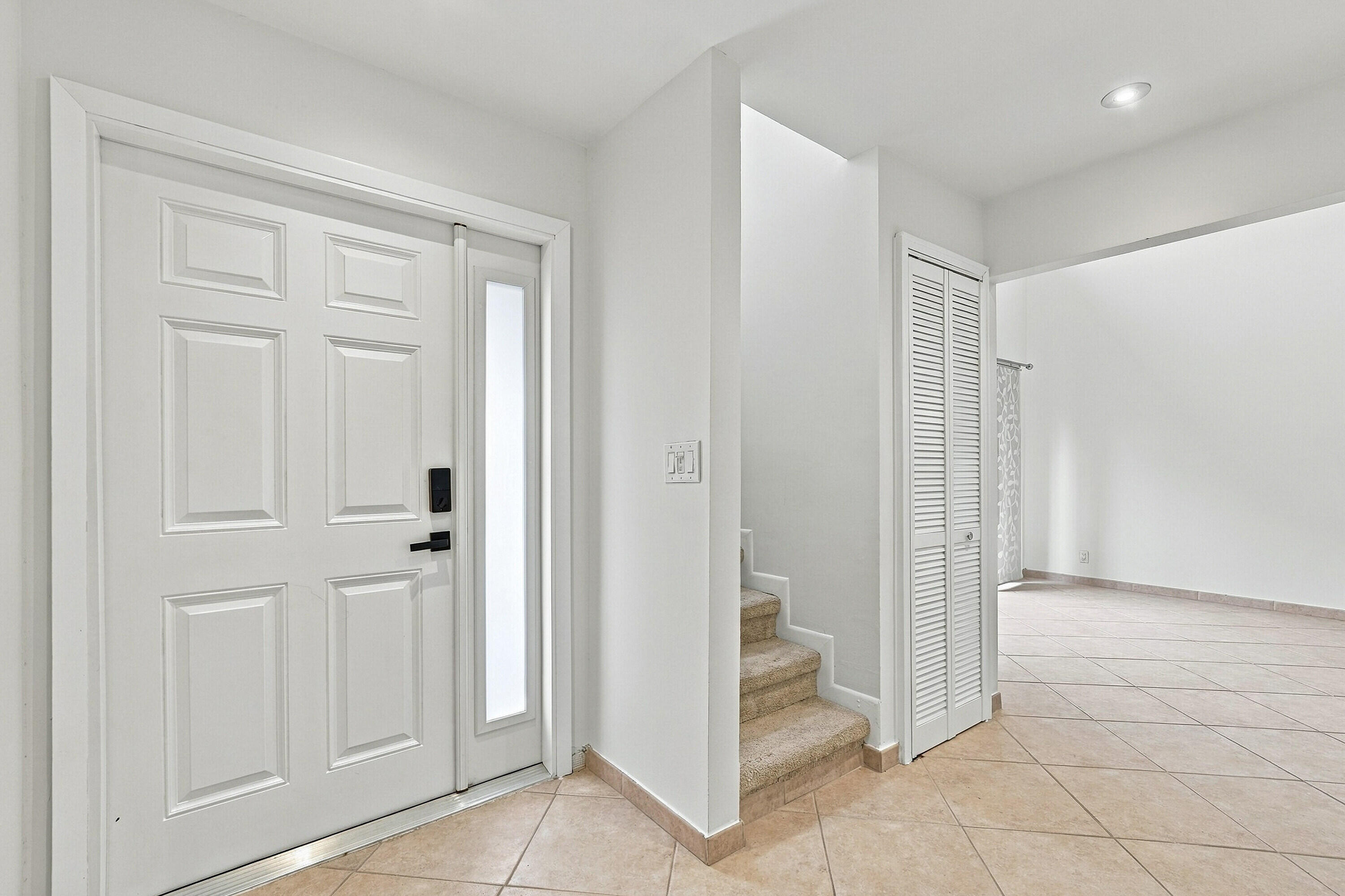 View photos, virtual tours, details... 341 City View Drive