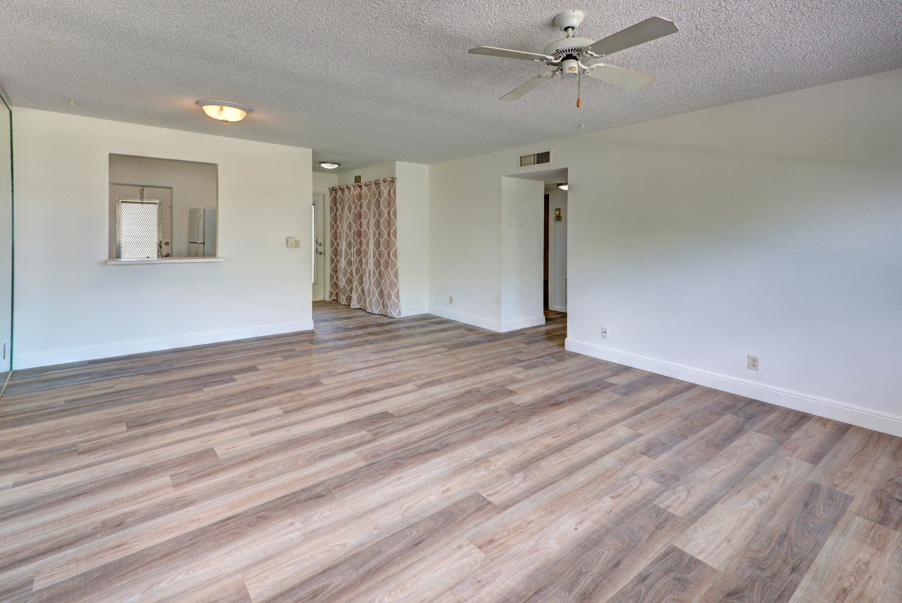 420 SE 2ND Avenue 23