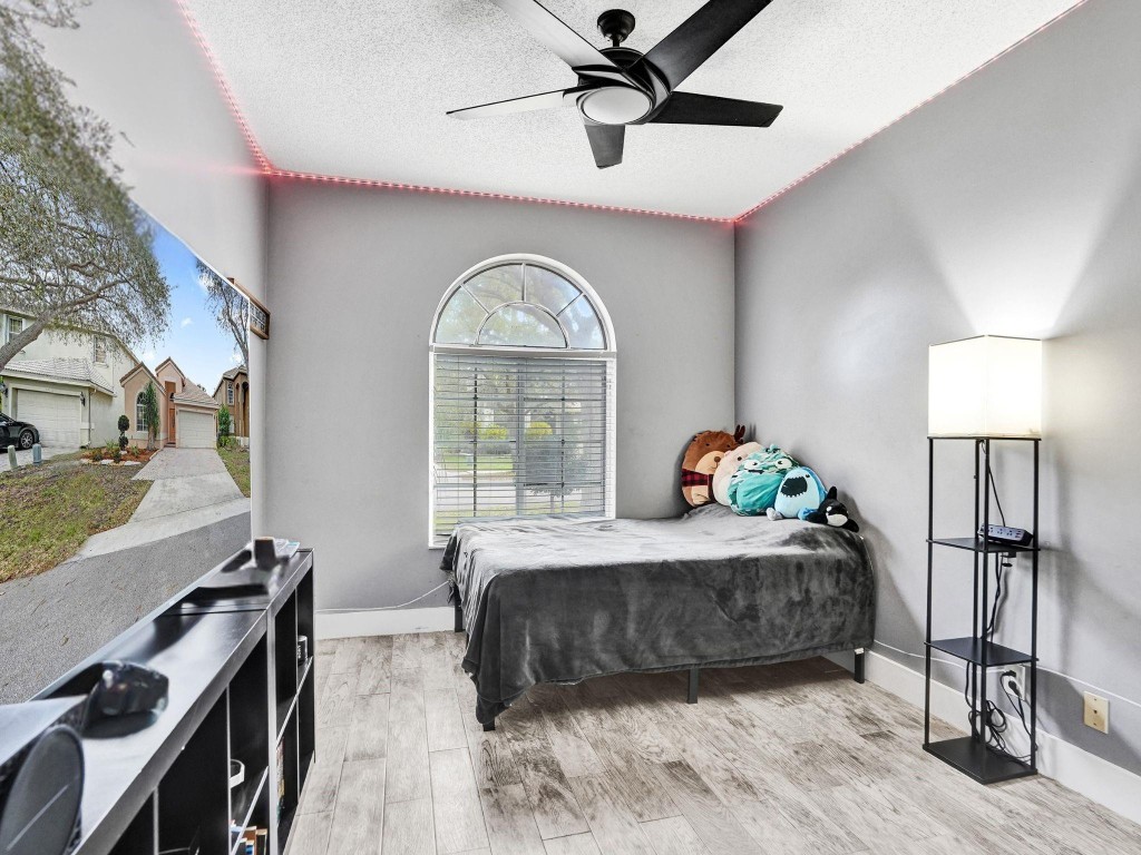 Regency Lakes At Coconut - Residential