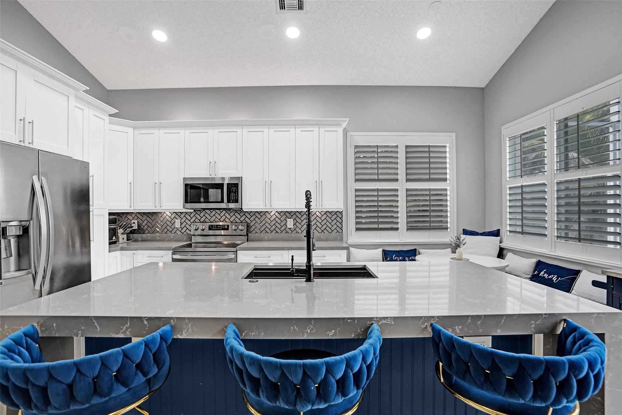 Regency Lakes At Coconut - Residential