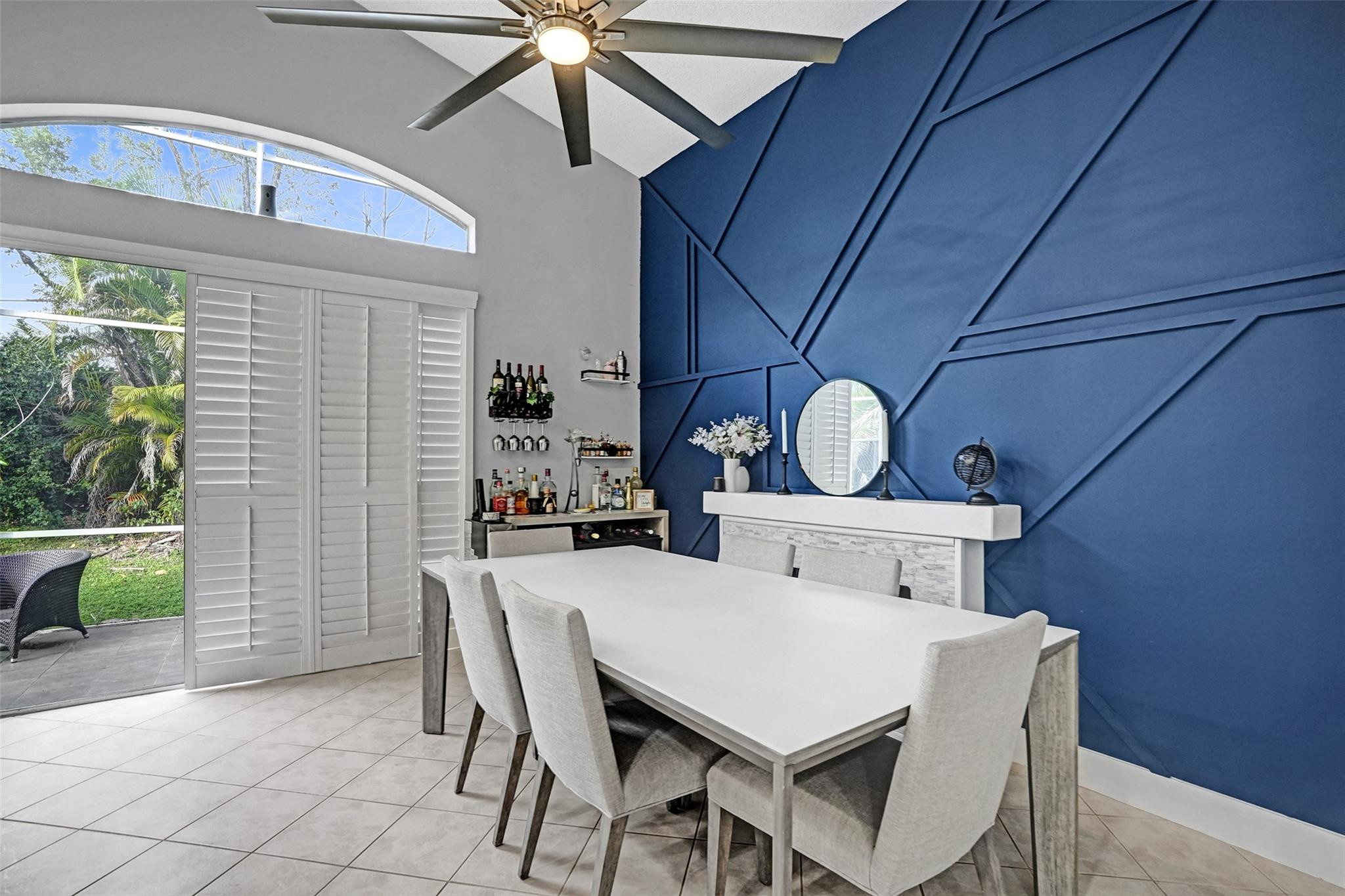 Regency Lakes At Coconut - Residential