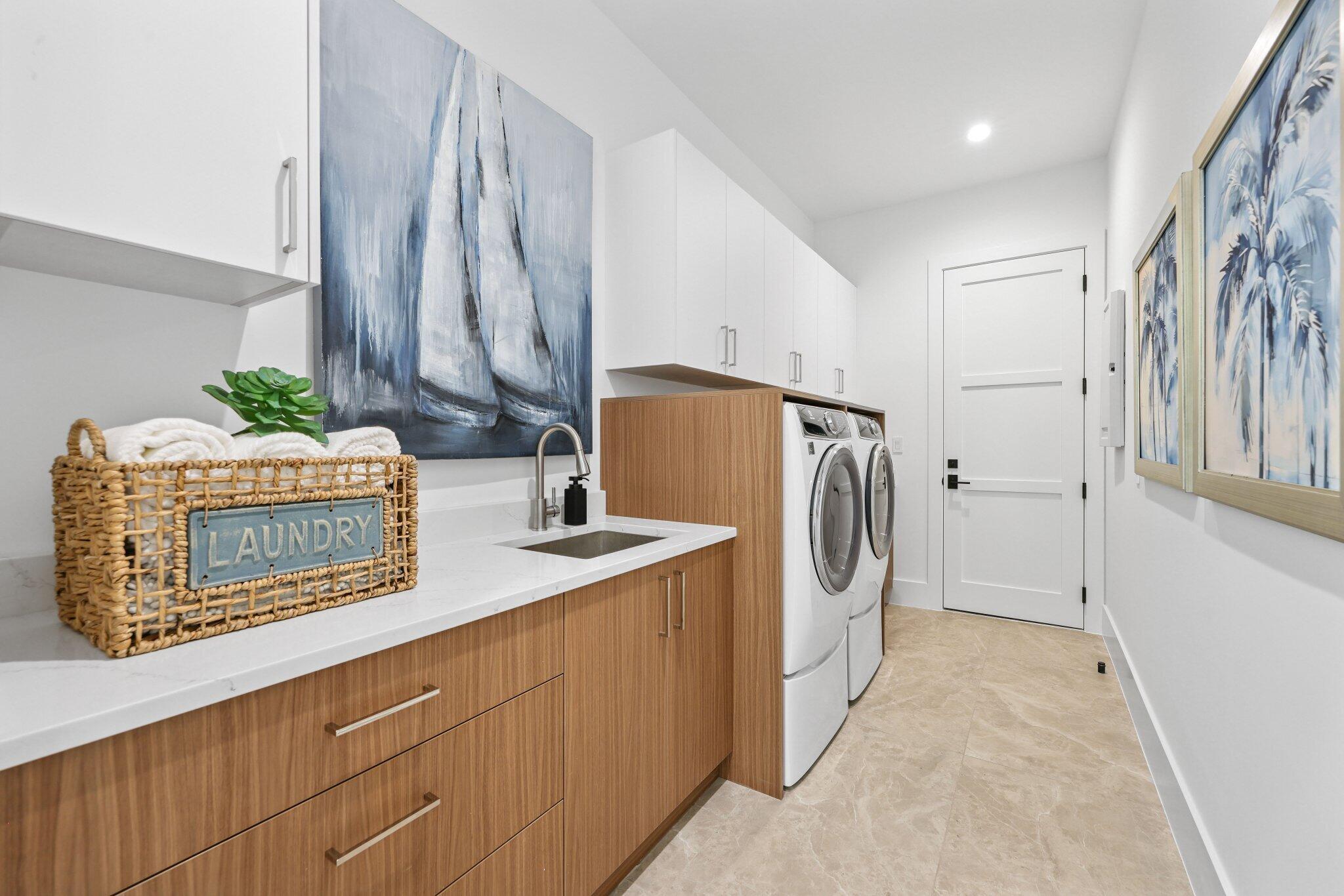 WOODFIELD HUNT CLUB - Residential