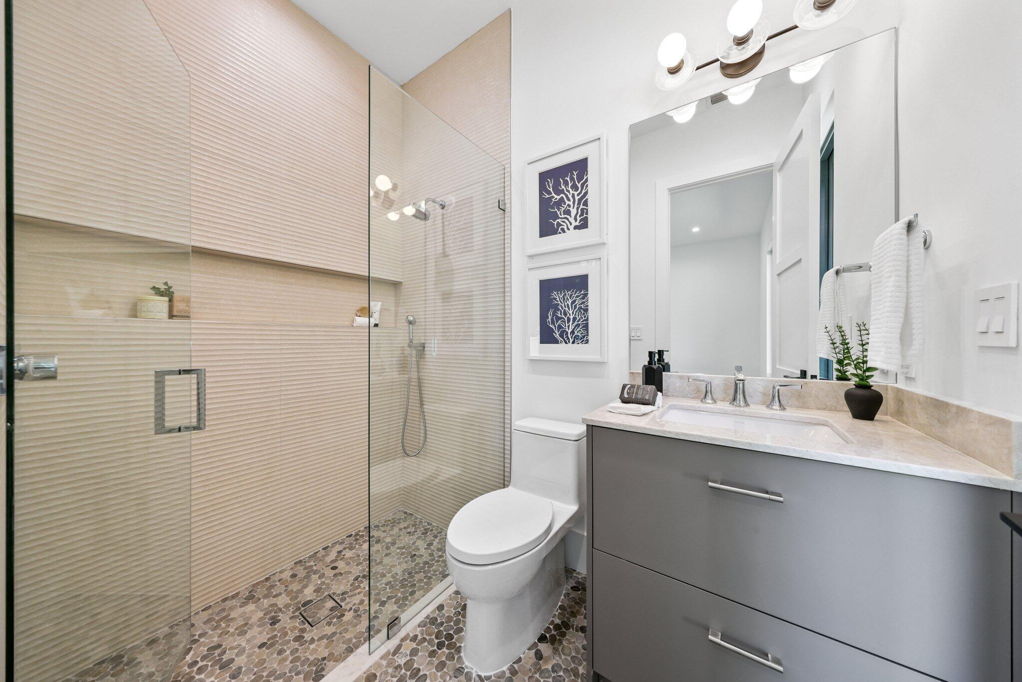 WOODFIELD HUNT CLUB - Residential