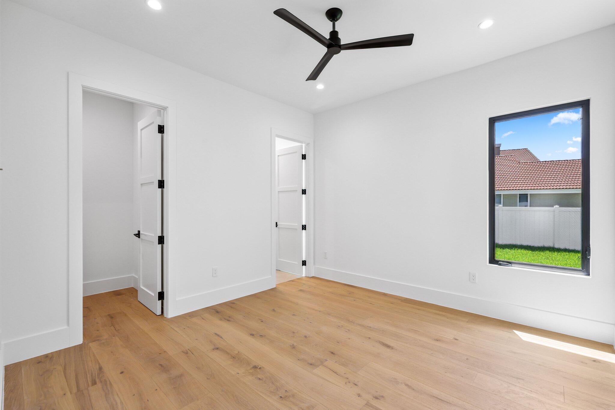 WOODFIELD HUNT CLUB - Residential