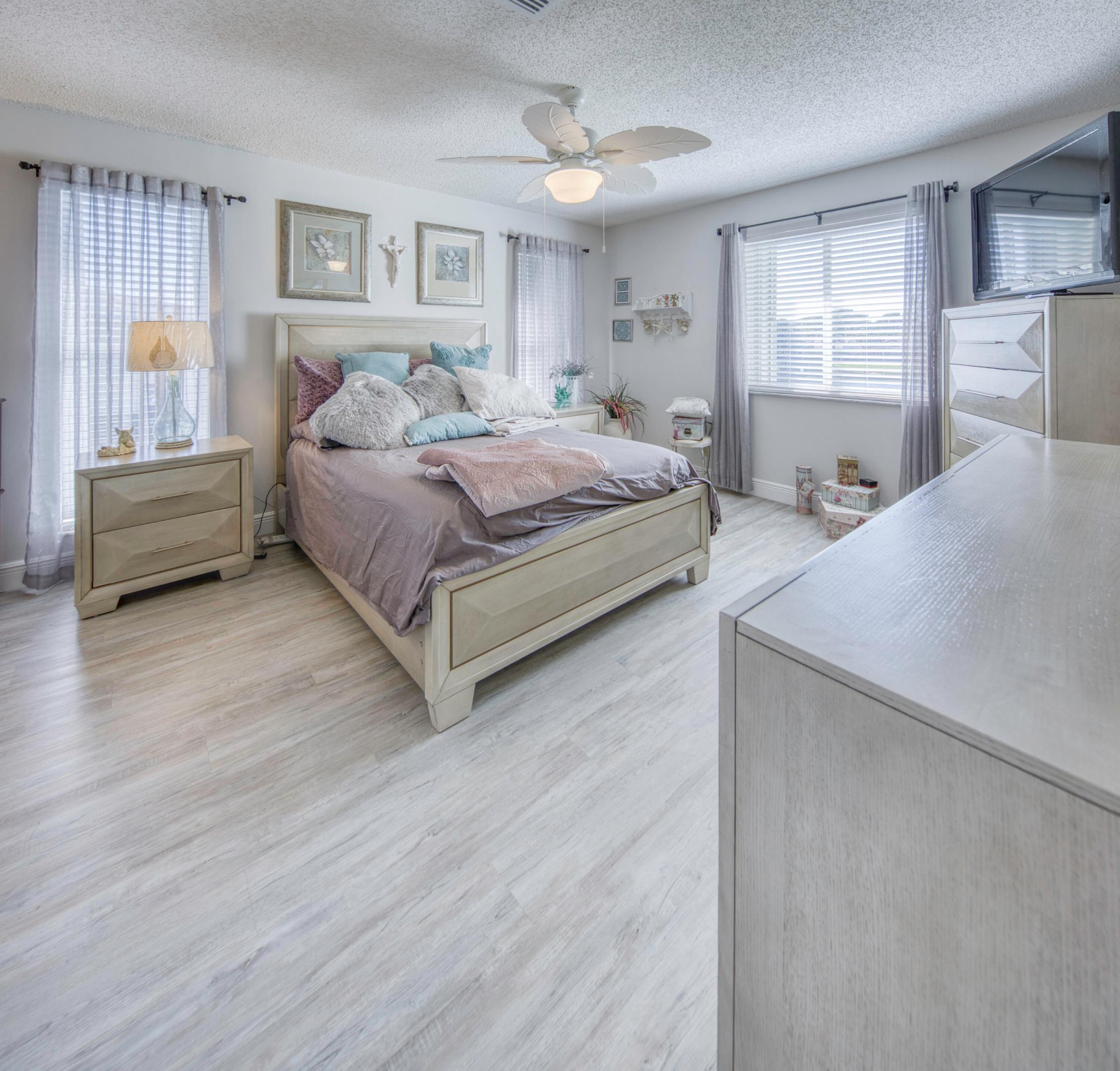 PINES OF DELRAY NORTH CONDO - Residential