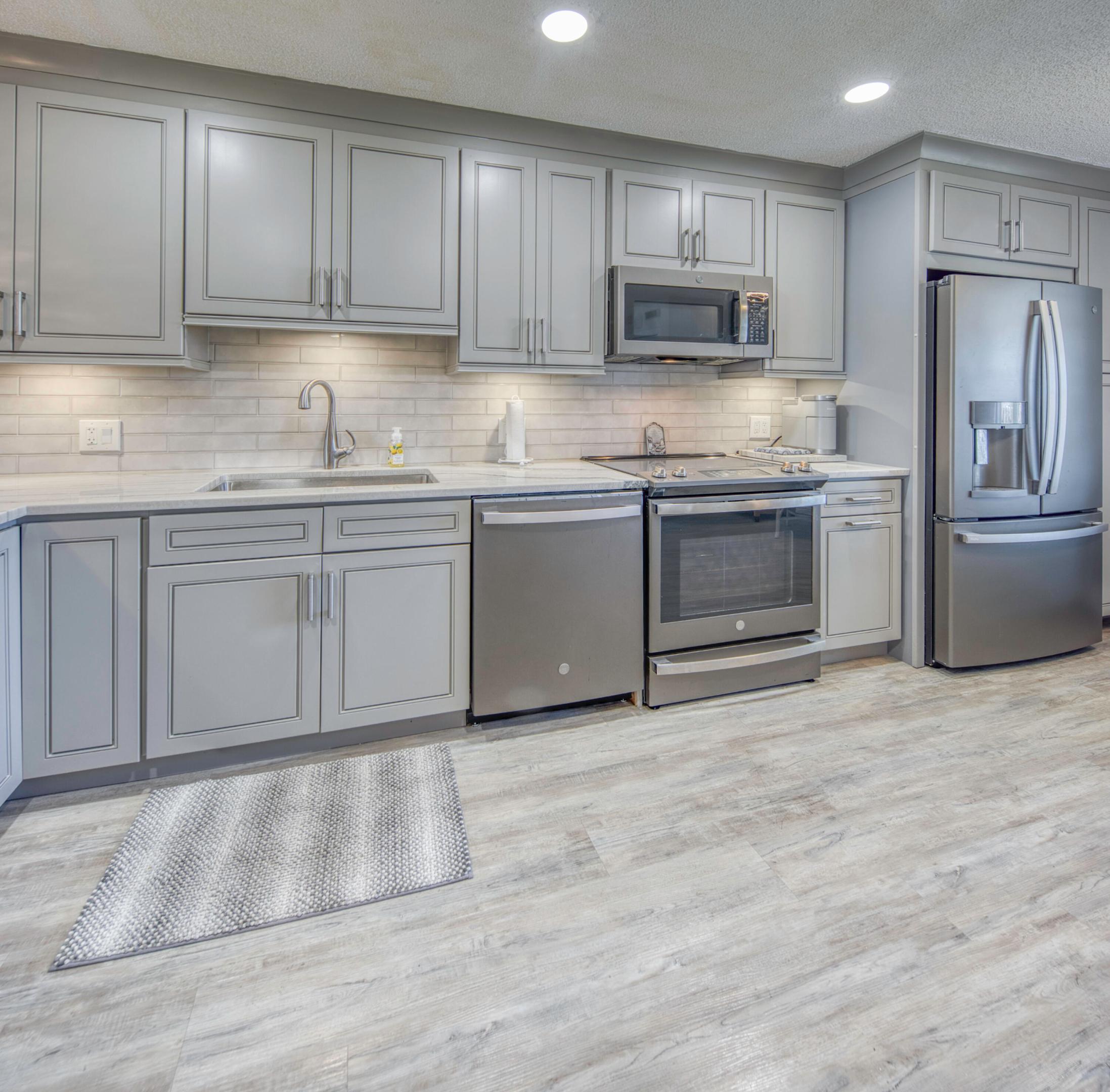 PINES OF DELRAY NORTH CONDO - Residential