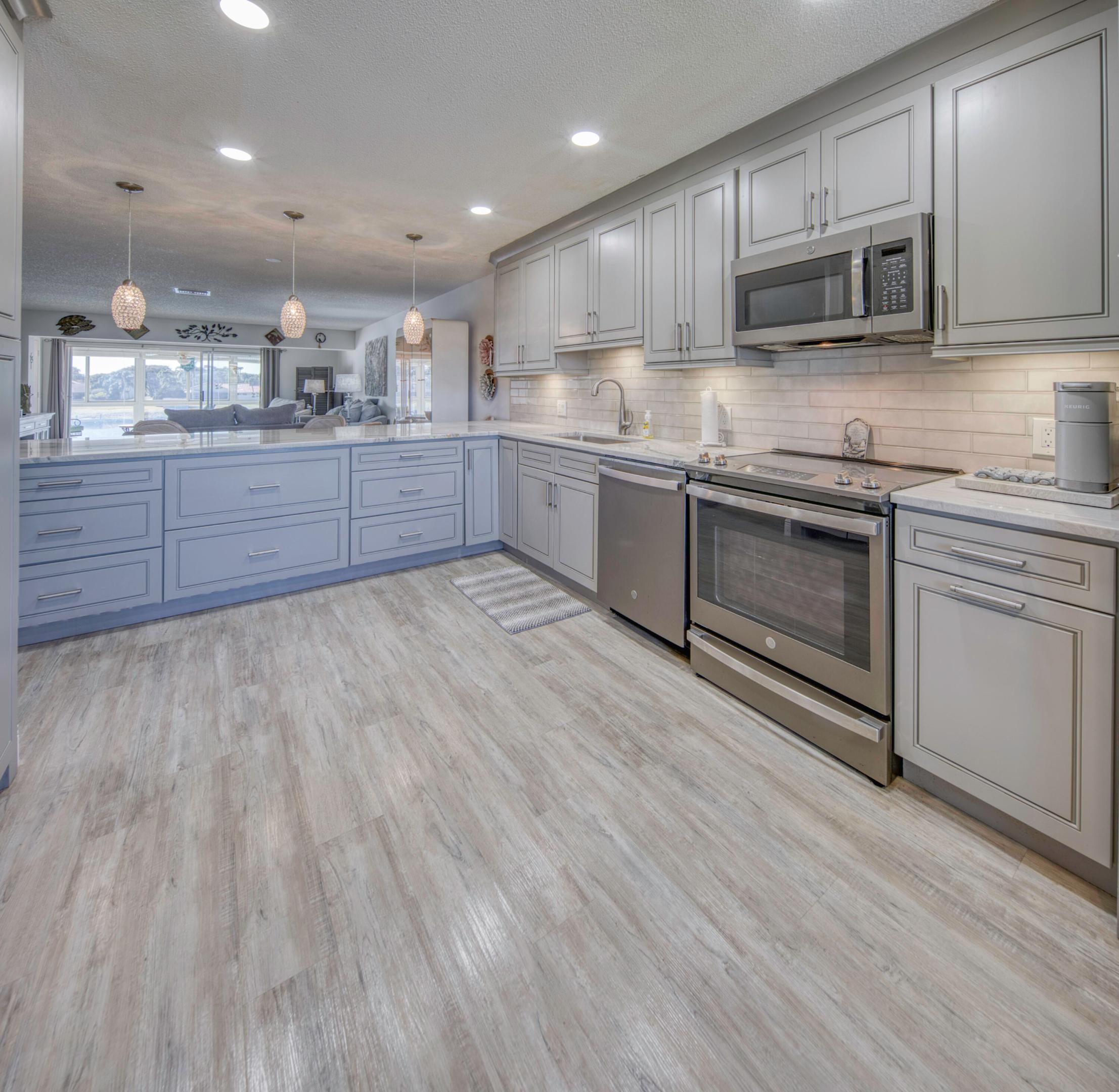 PINES OF DELRAY NORTH CONDO - Residential